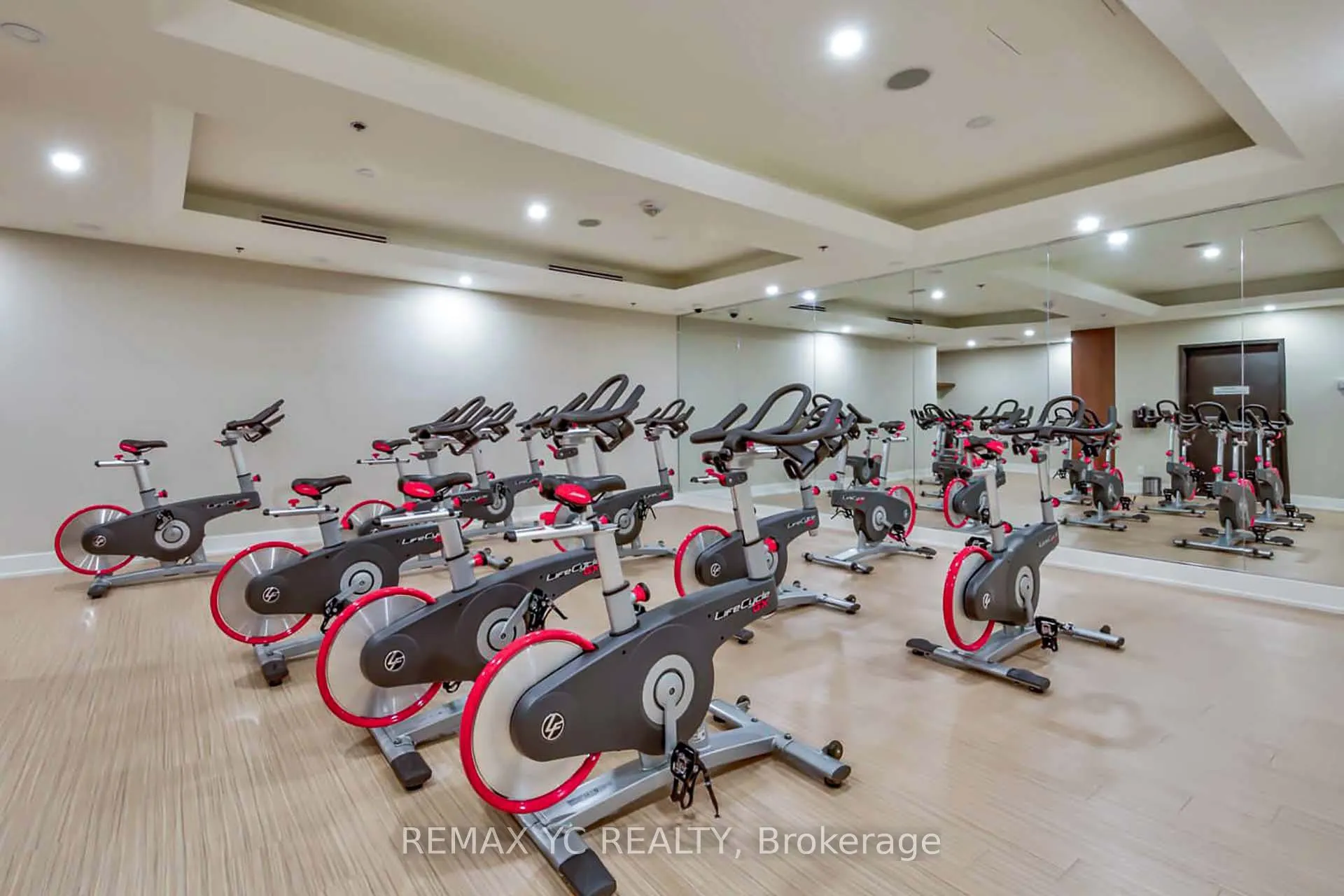 99 Foxbar Road #1908