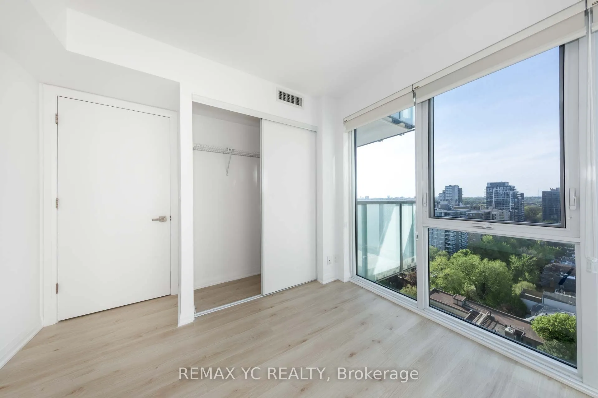 99 Foxbar Road #1908