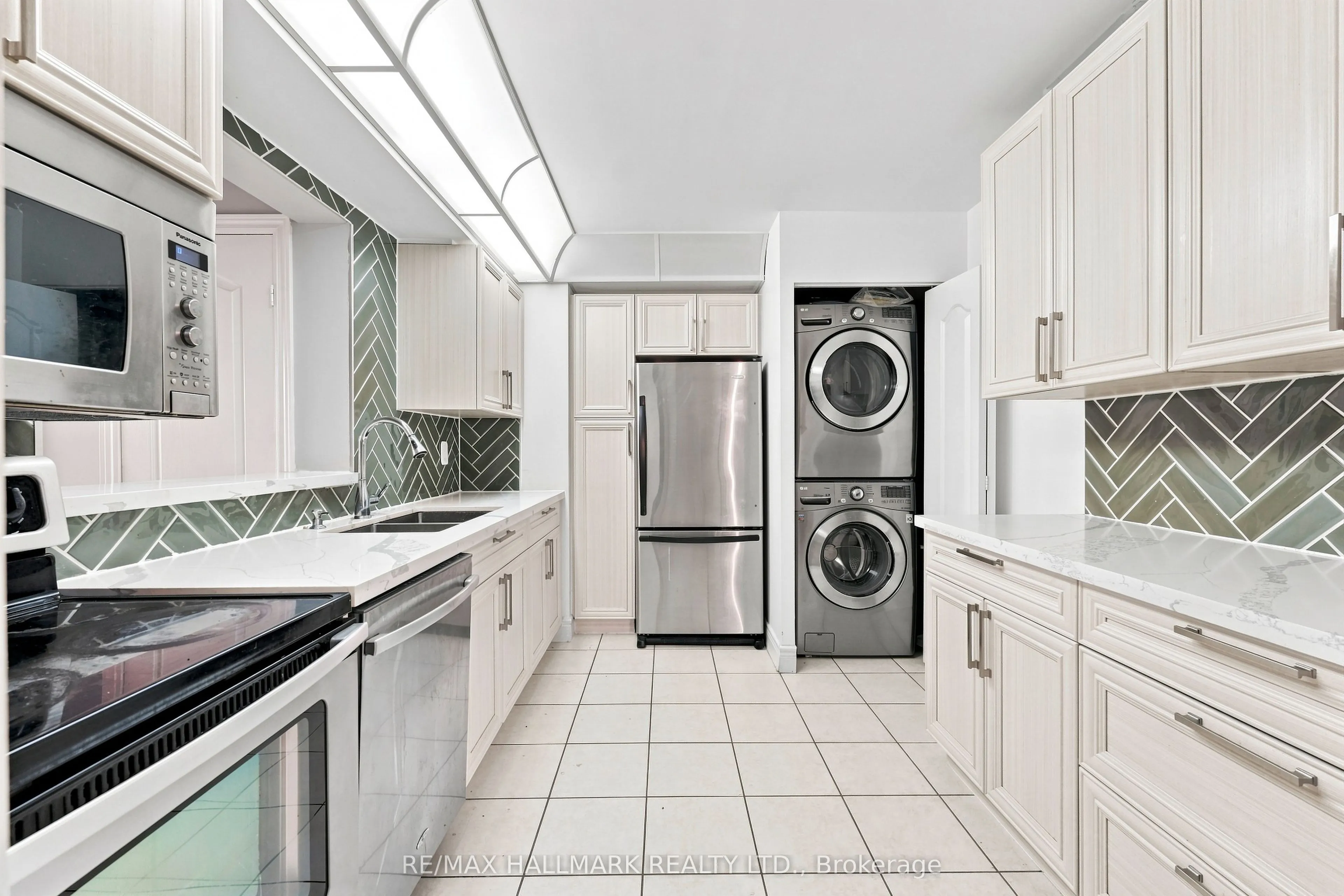 5418 Yonge Street #617