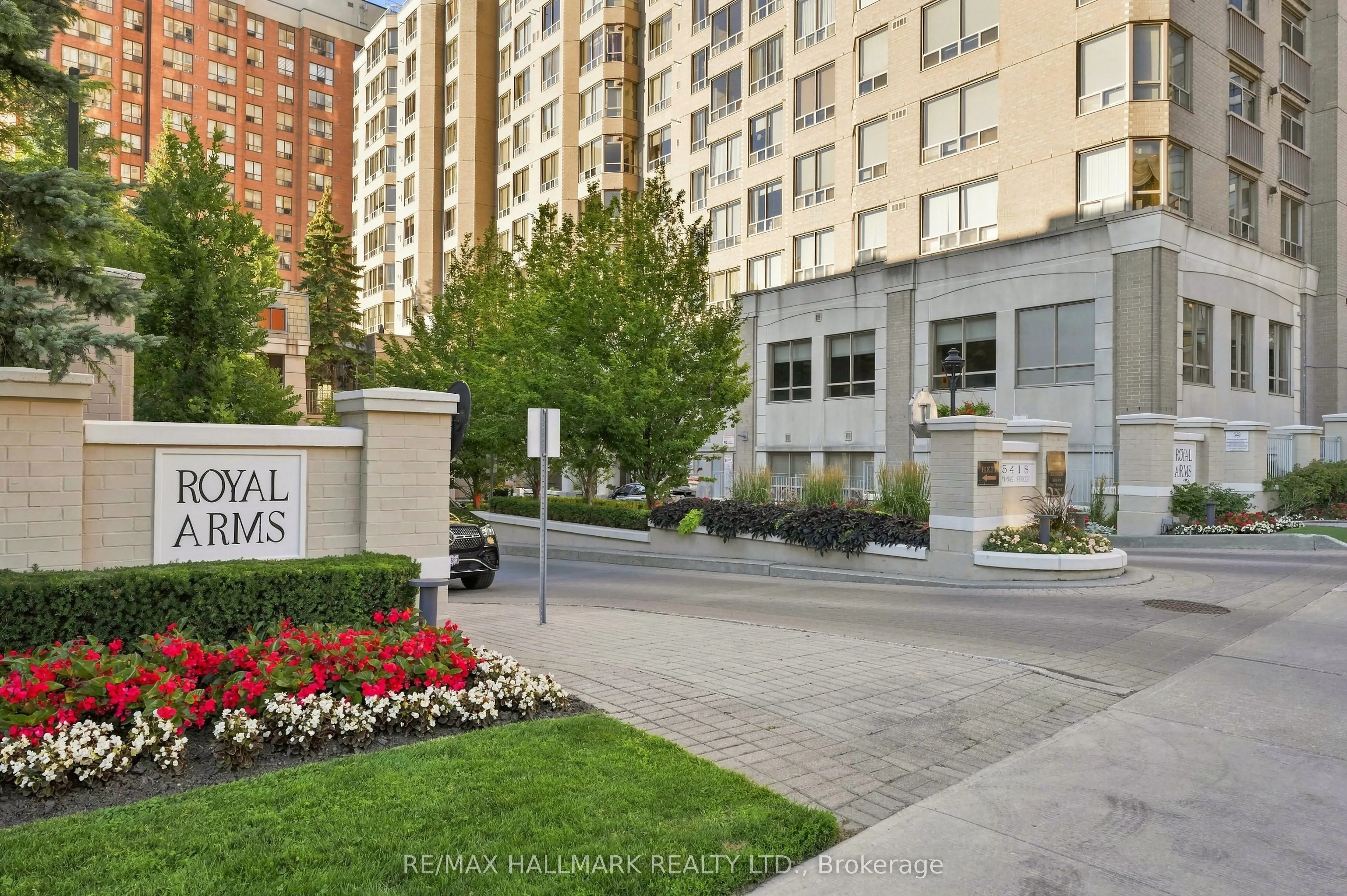 5418 Yonge Street #617