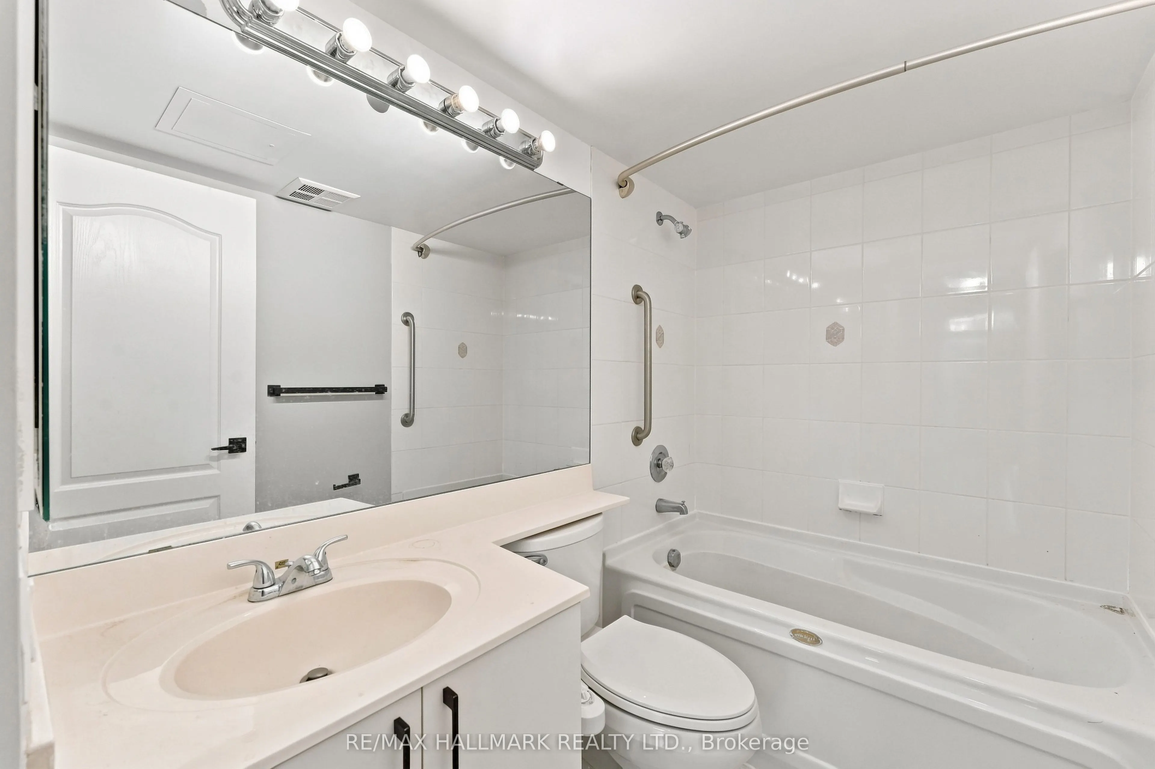 5418 Yonge Street #617