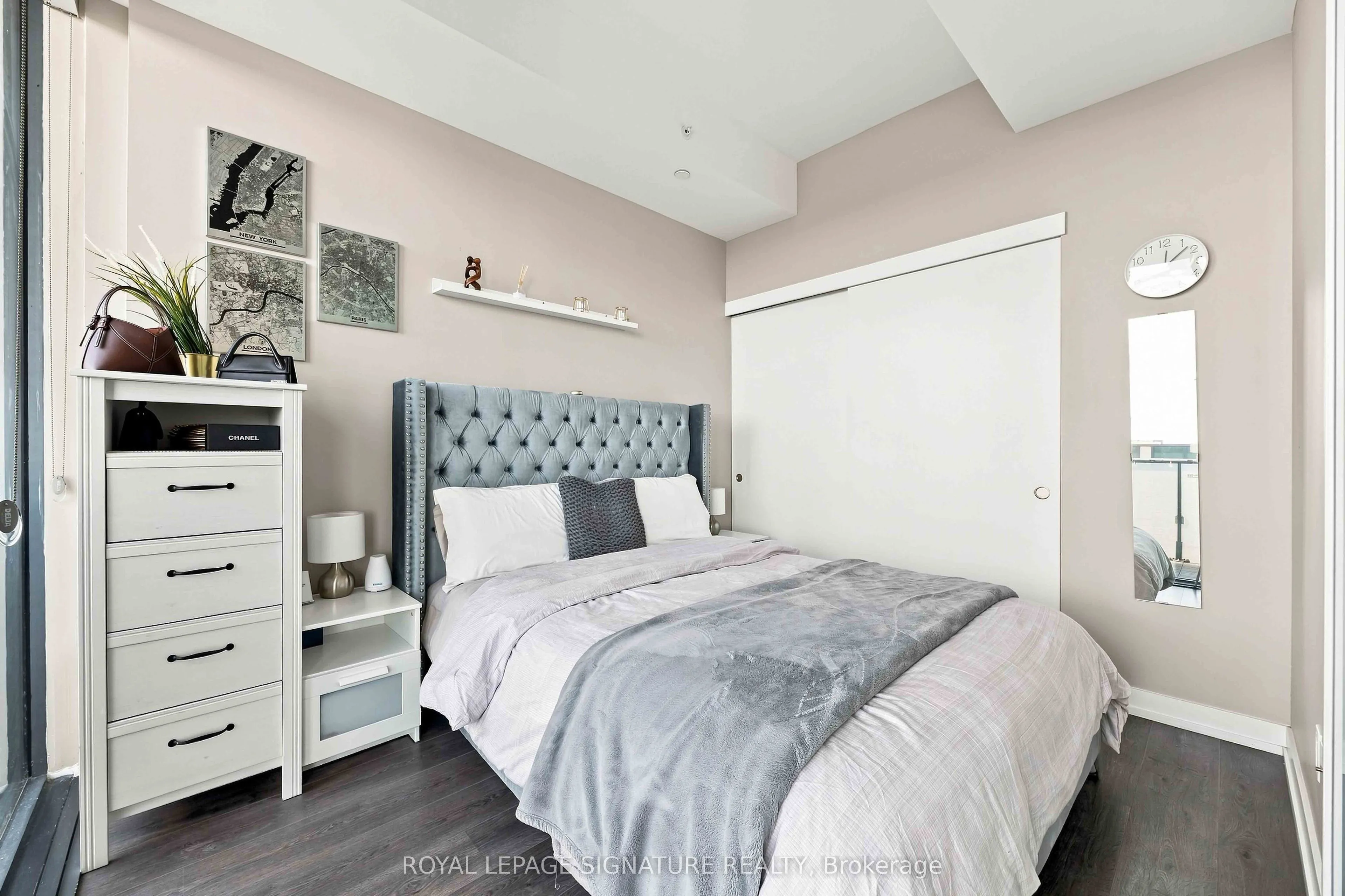 161 Roehampton Avenue #4305