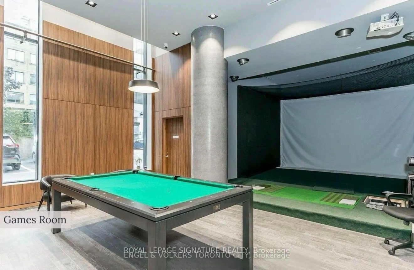 161 Roehampton Avenue #4305