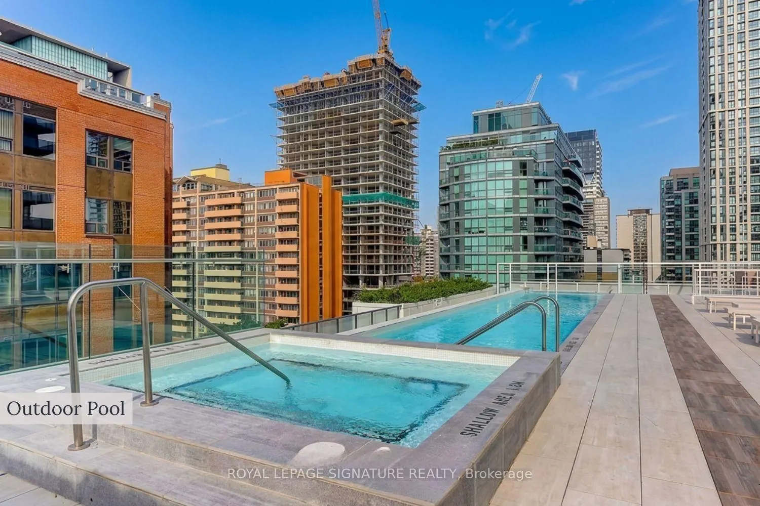 161 Roehampton Avenue #4305