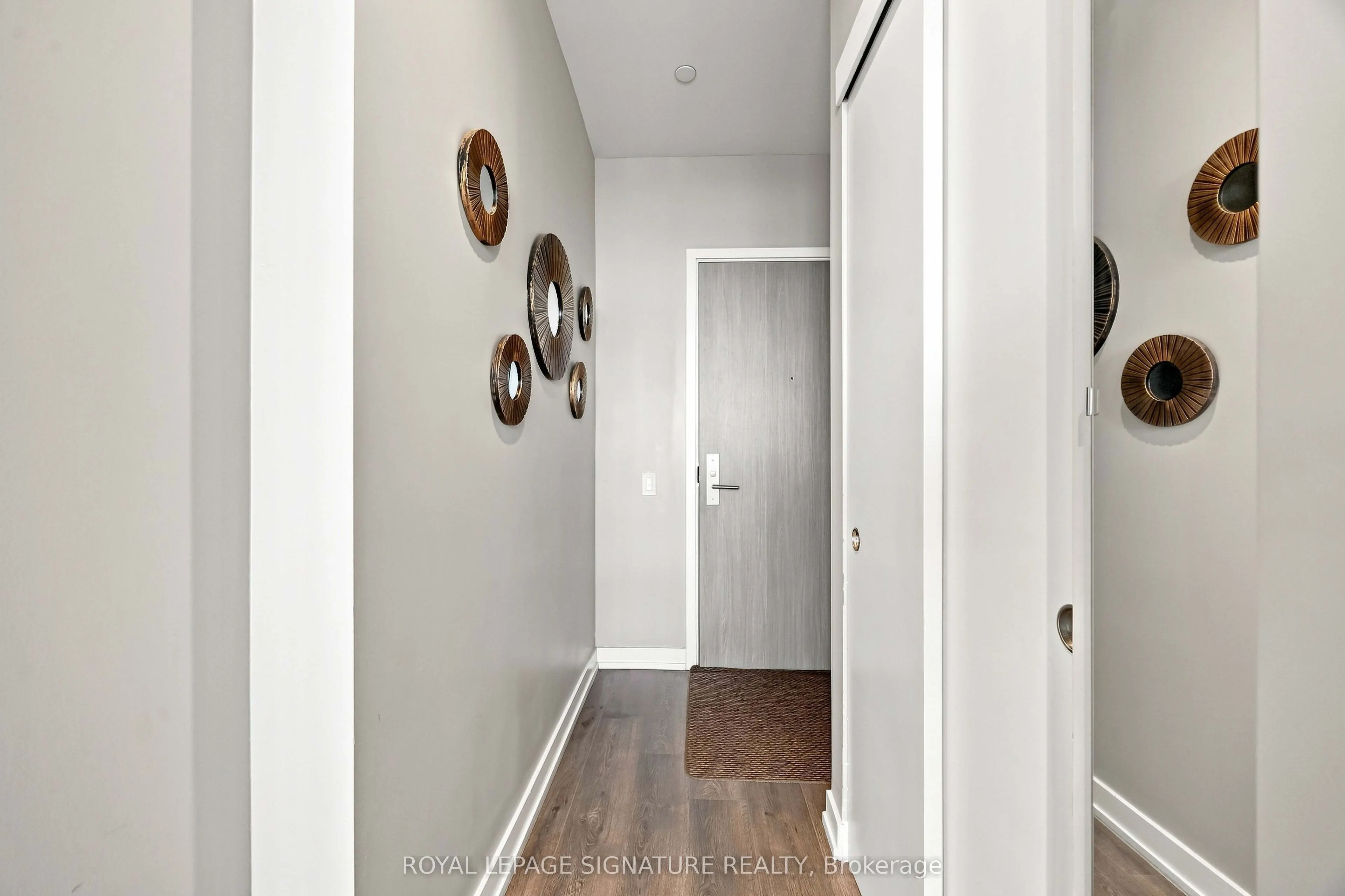 161 Roehampton Avenue #4305