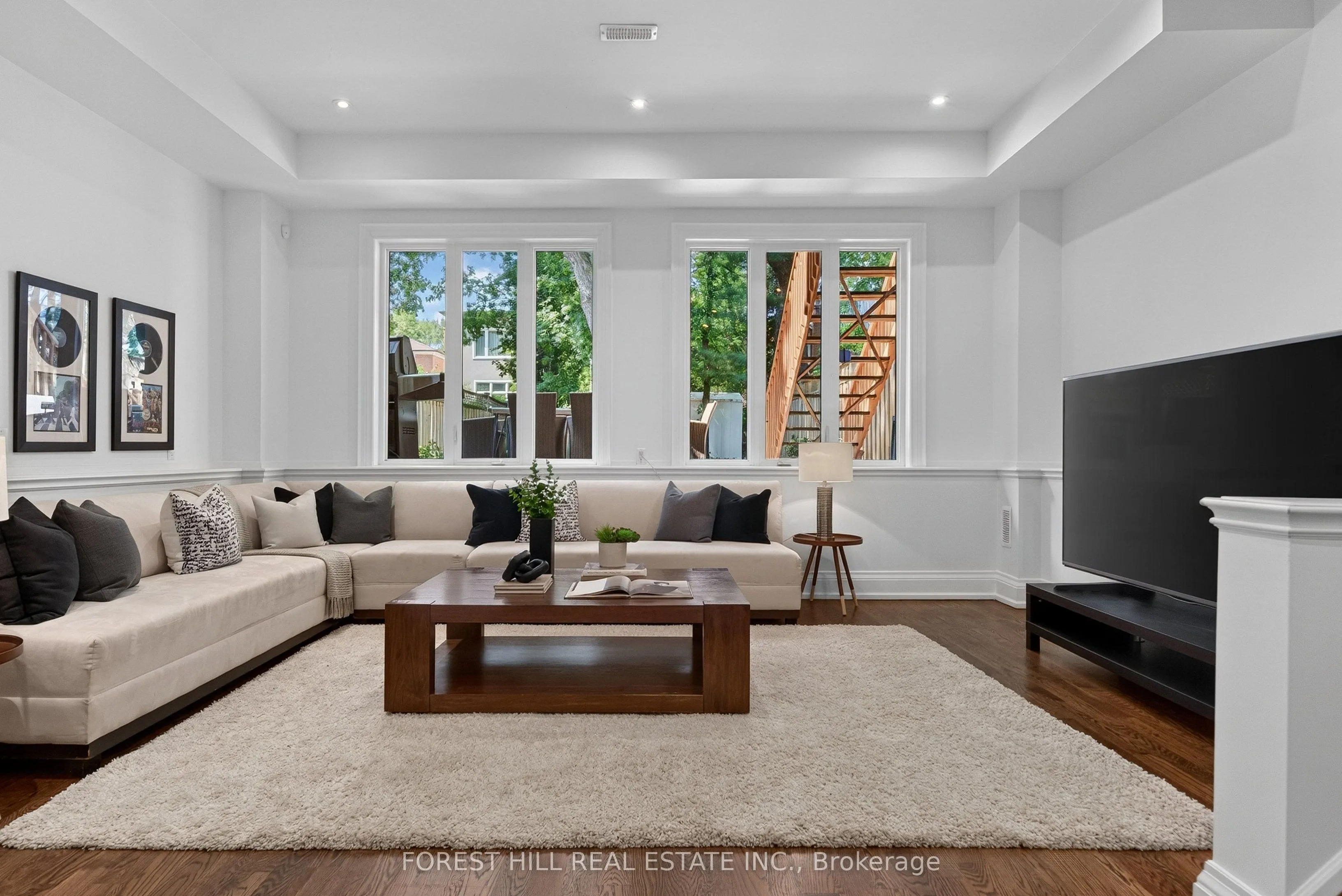 50 Bowood Avenue
