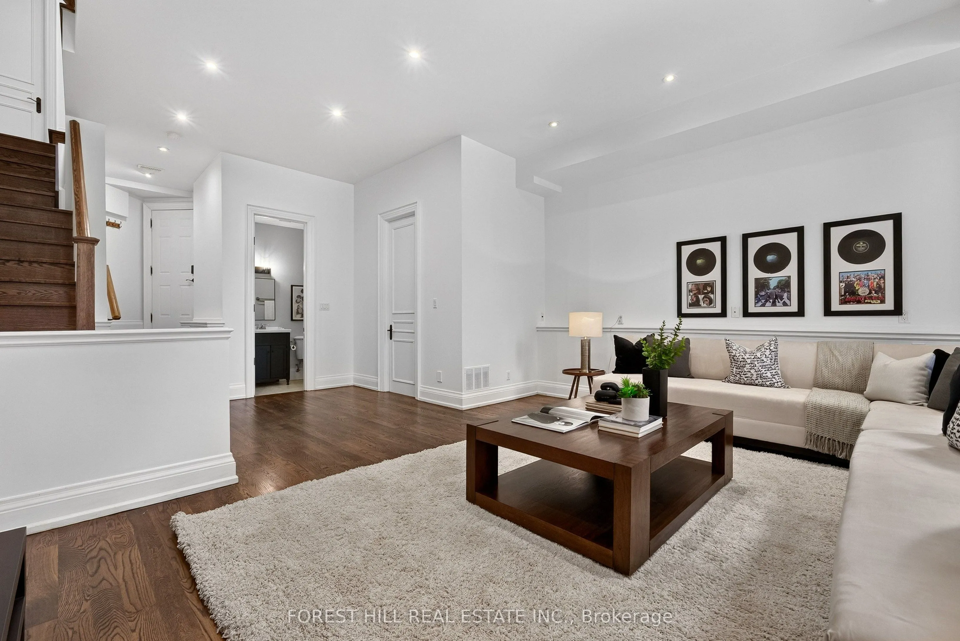 50 Bowood Avenue