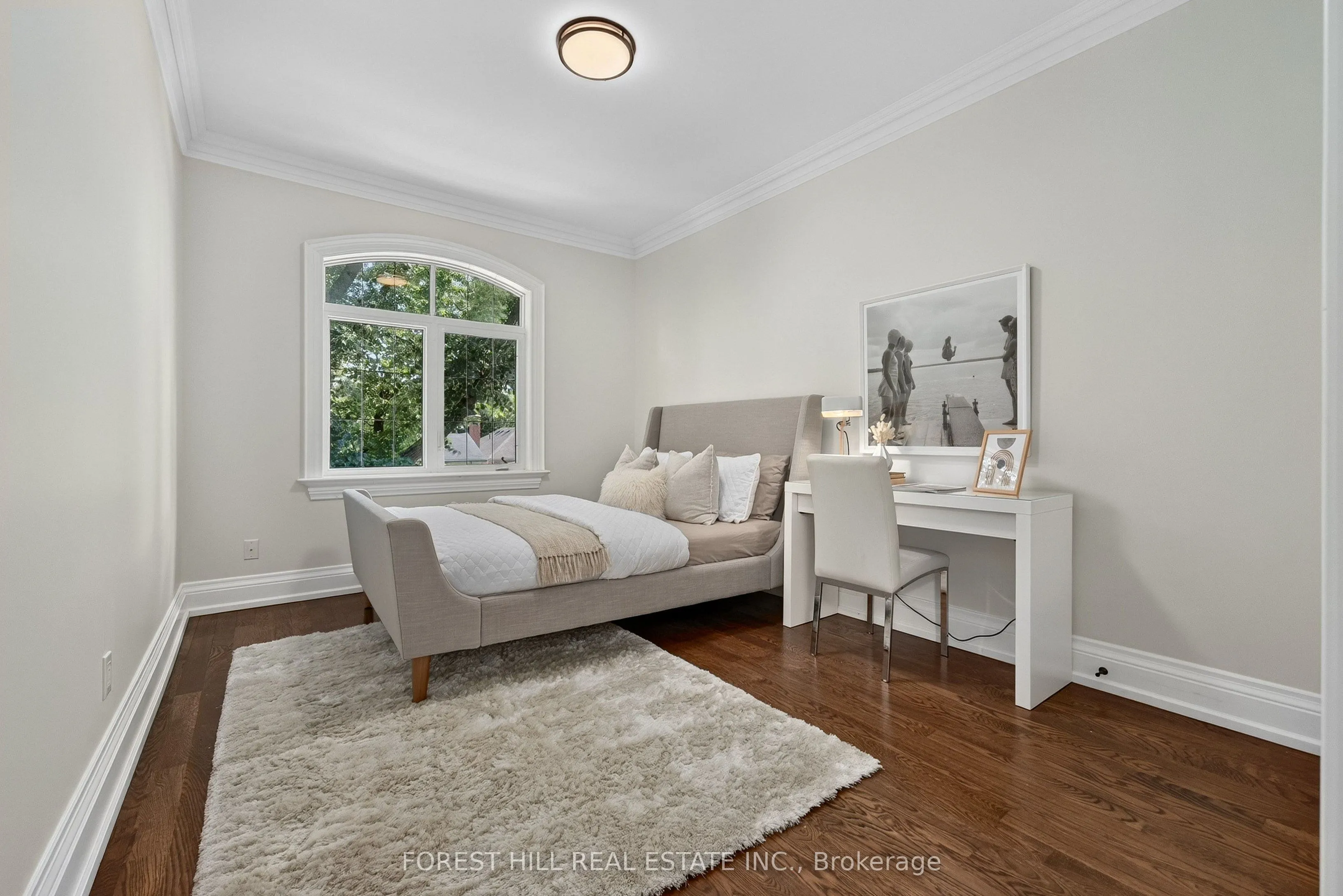 50 Bowood Avenue