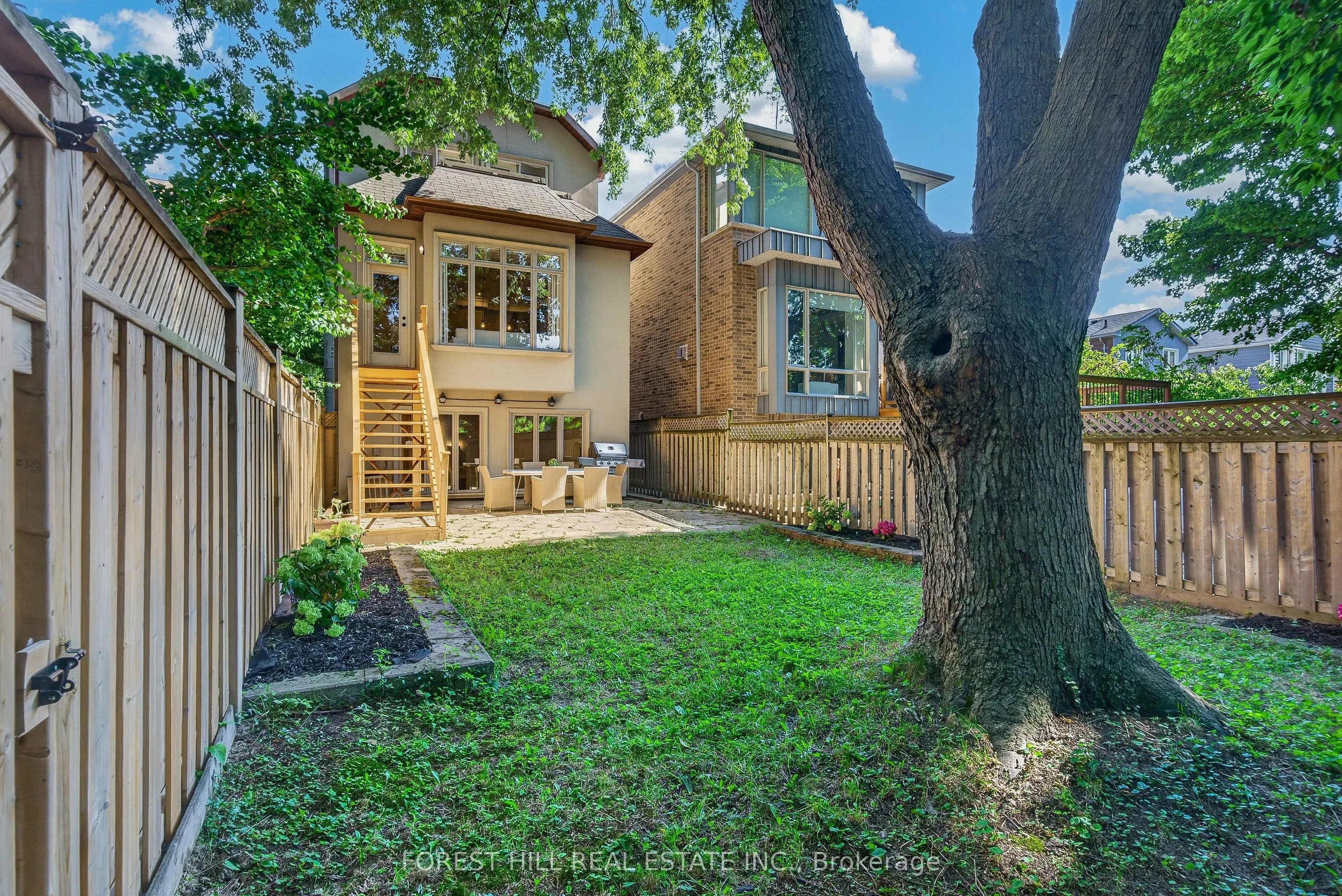 50 Bowood Avenue