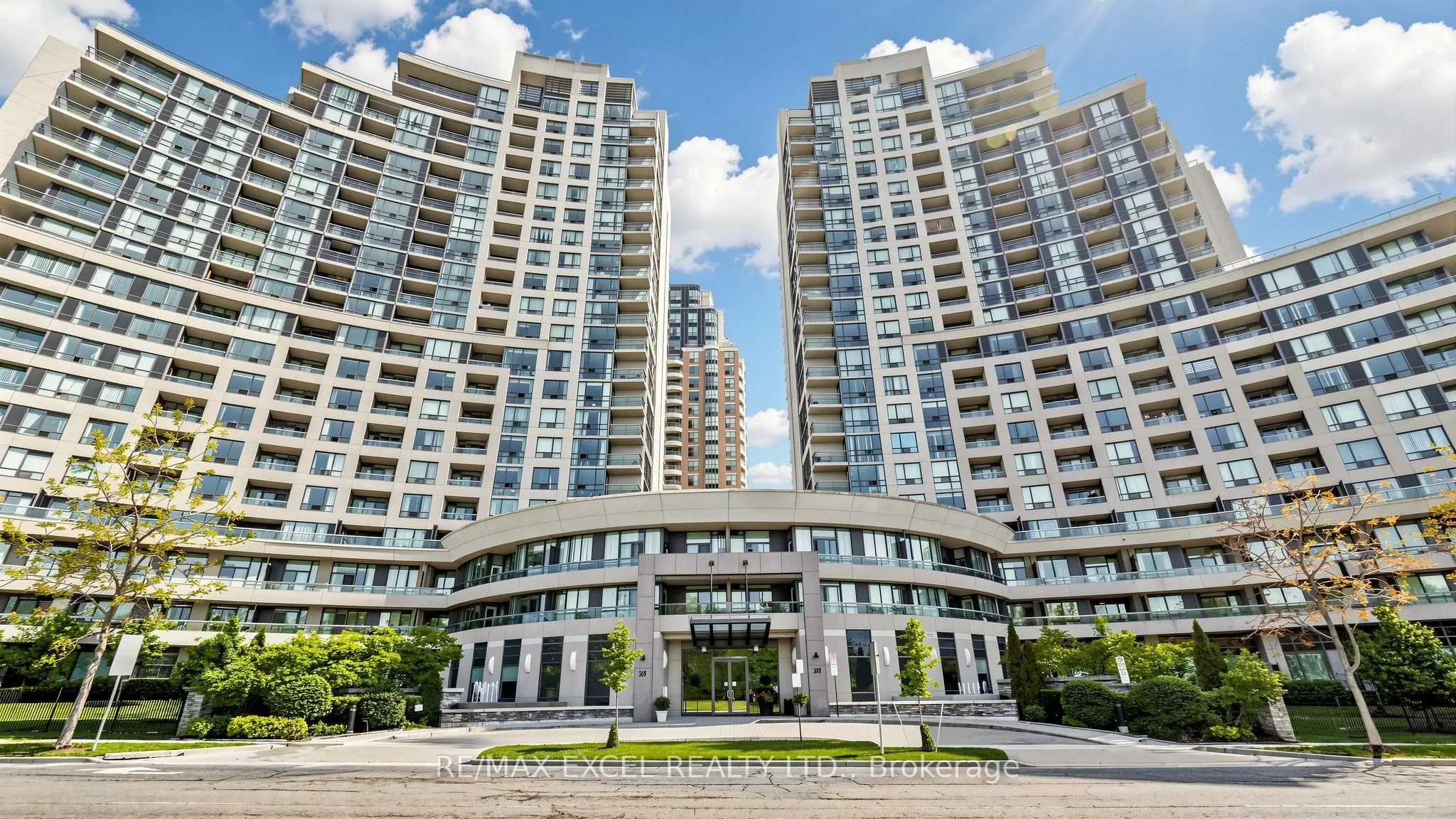 509 Beecroft Road #1603