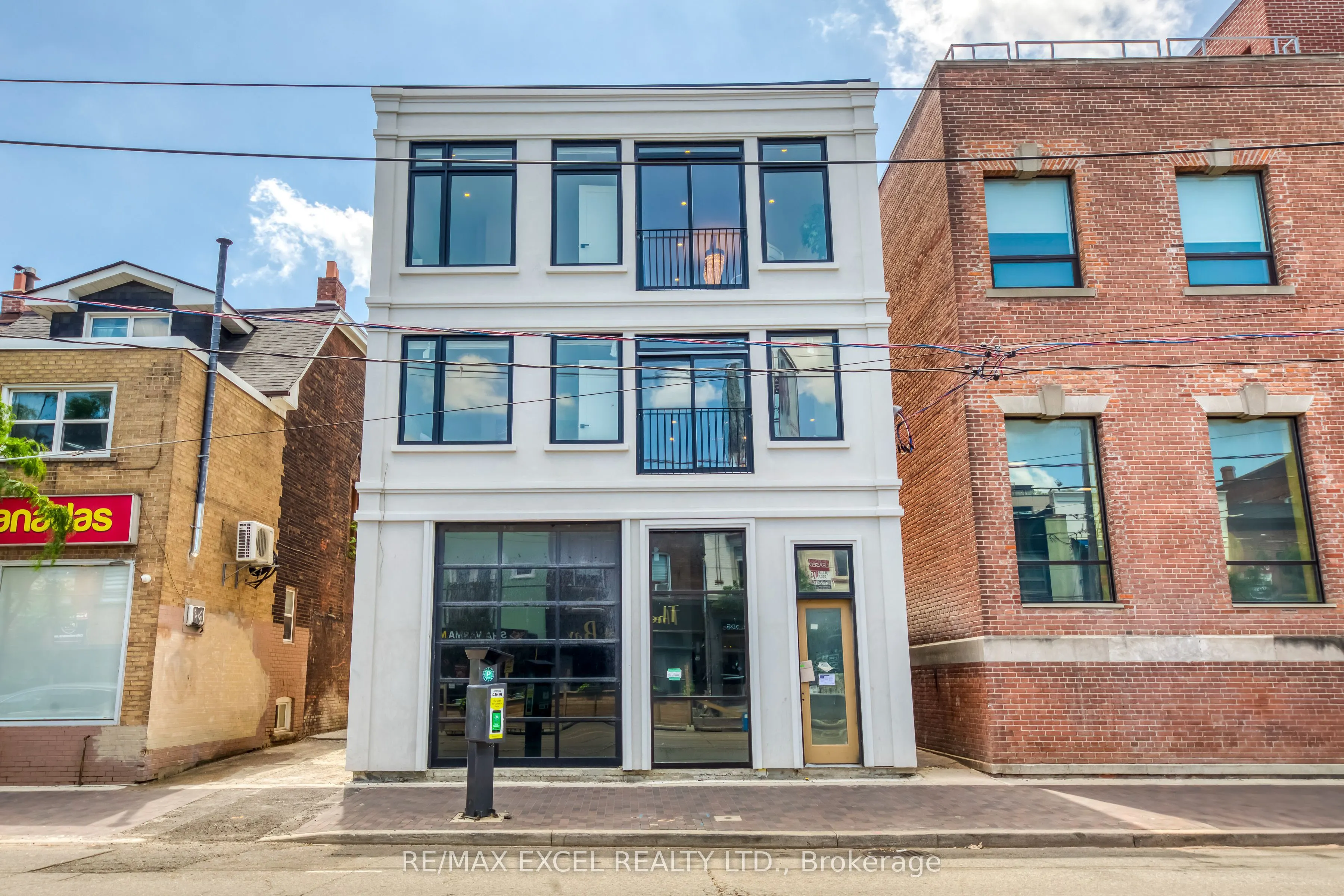 923 COLLEGE Street #UNIT D