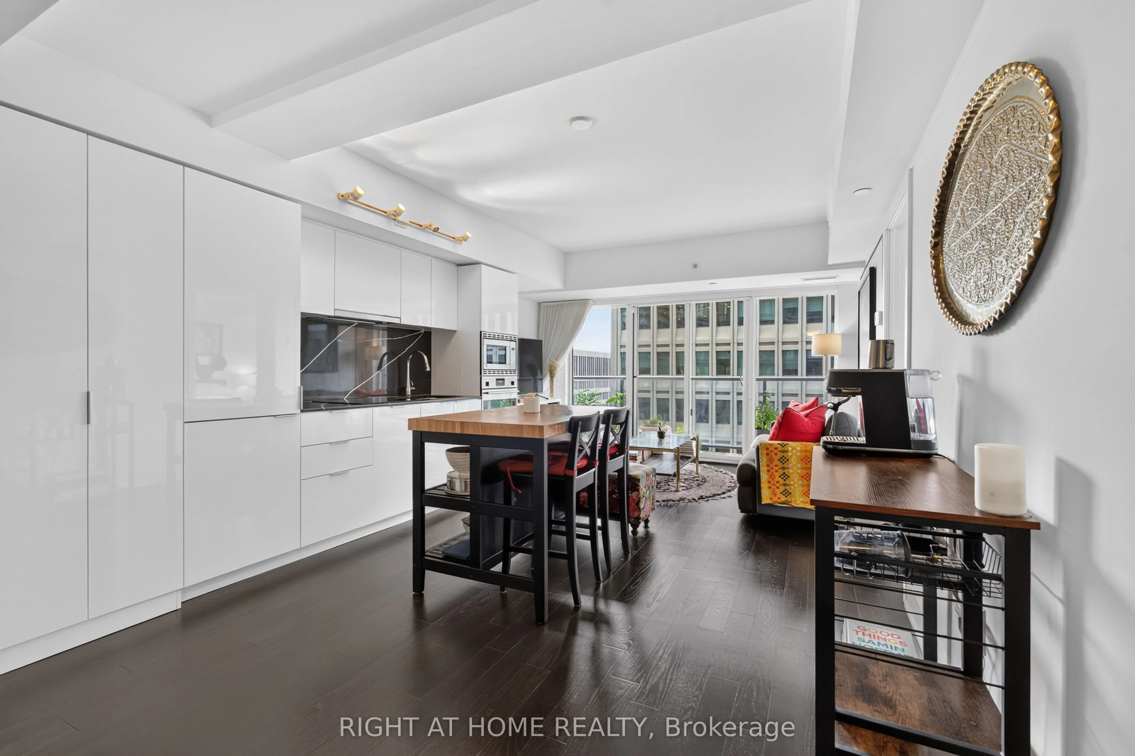 955 BAY Street #1809