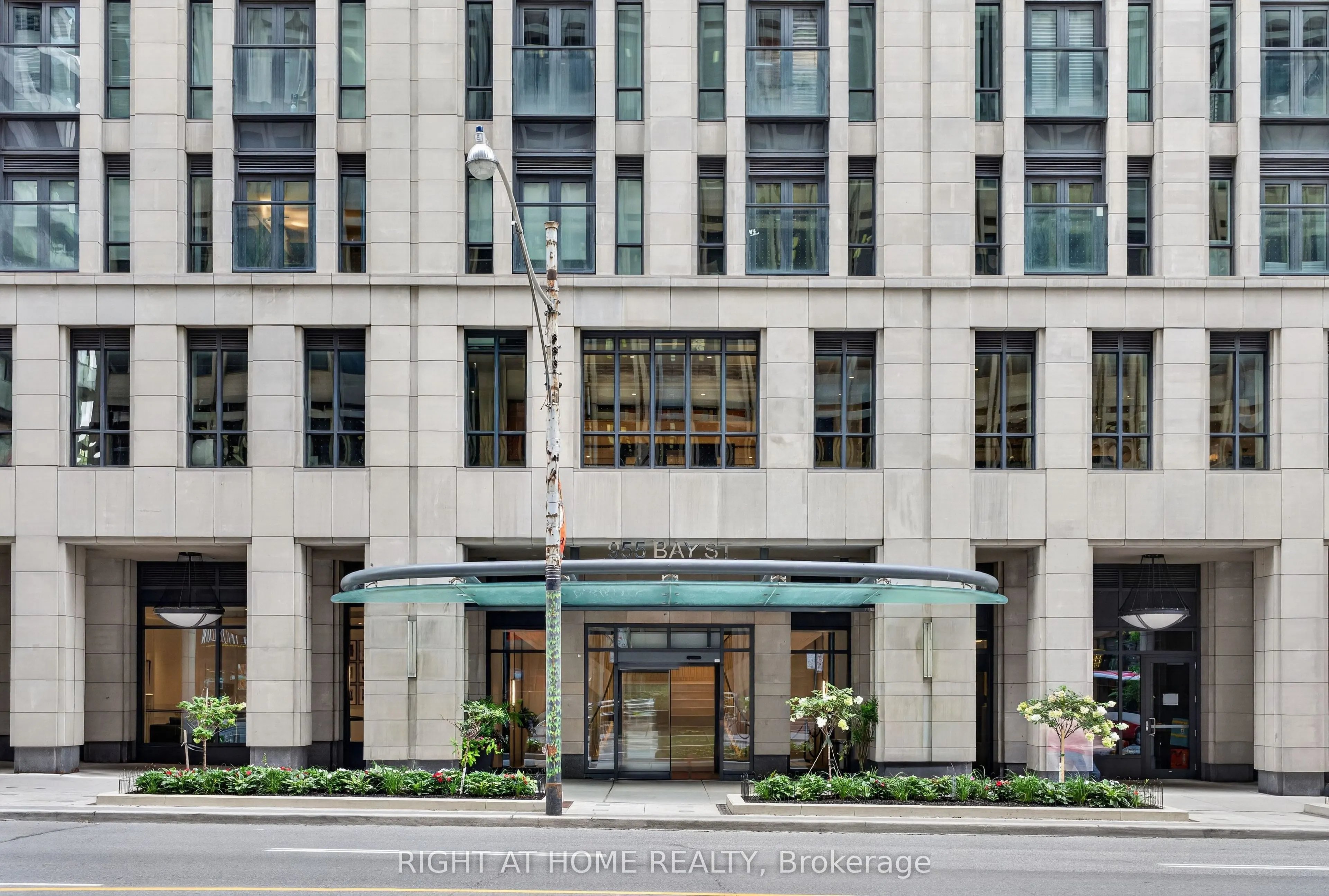 955 BAY Street #1809