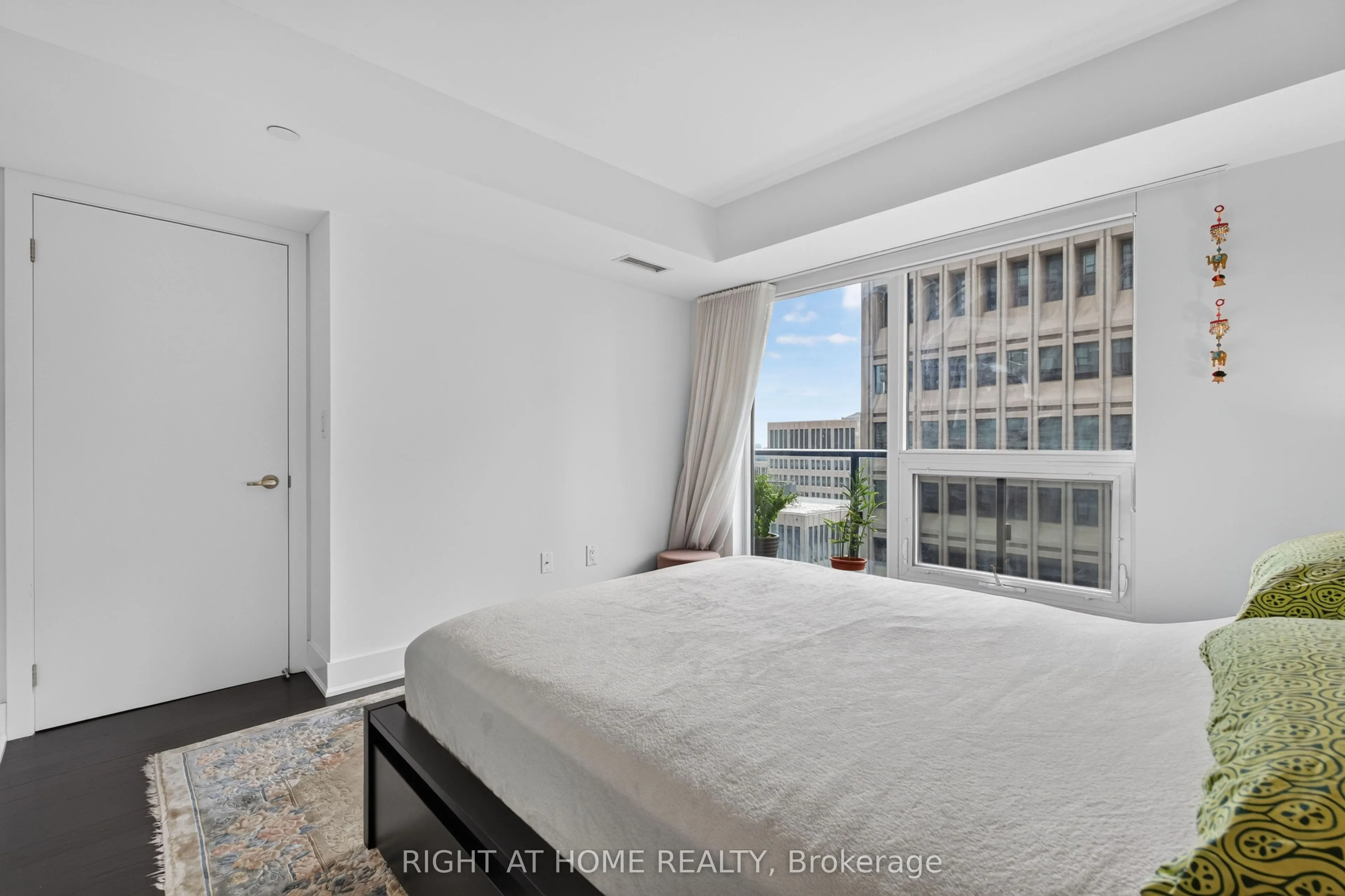 955 BAY Street #1809