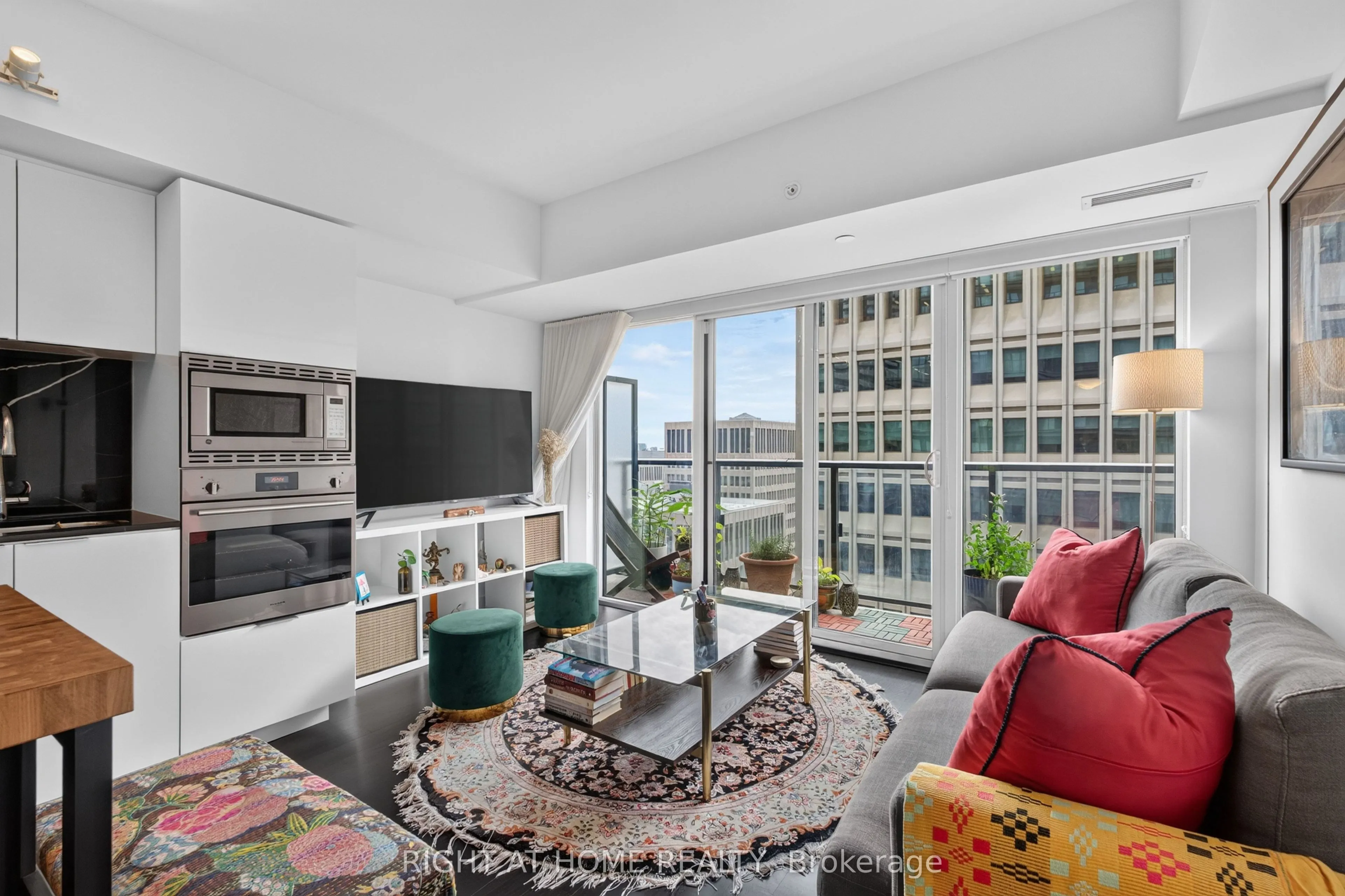 955 BAY Street #1809