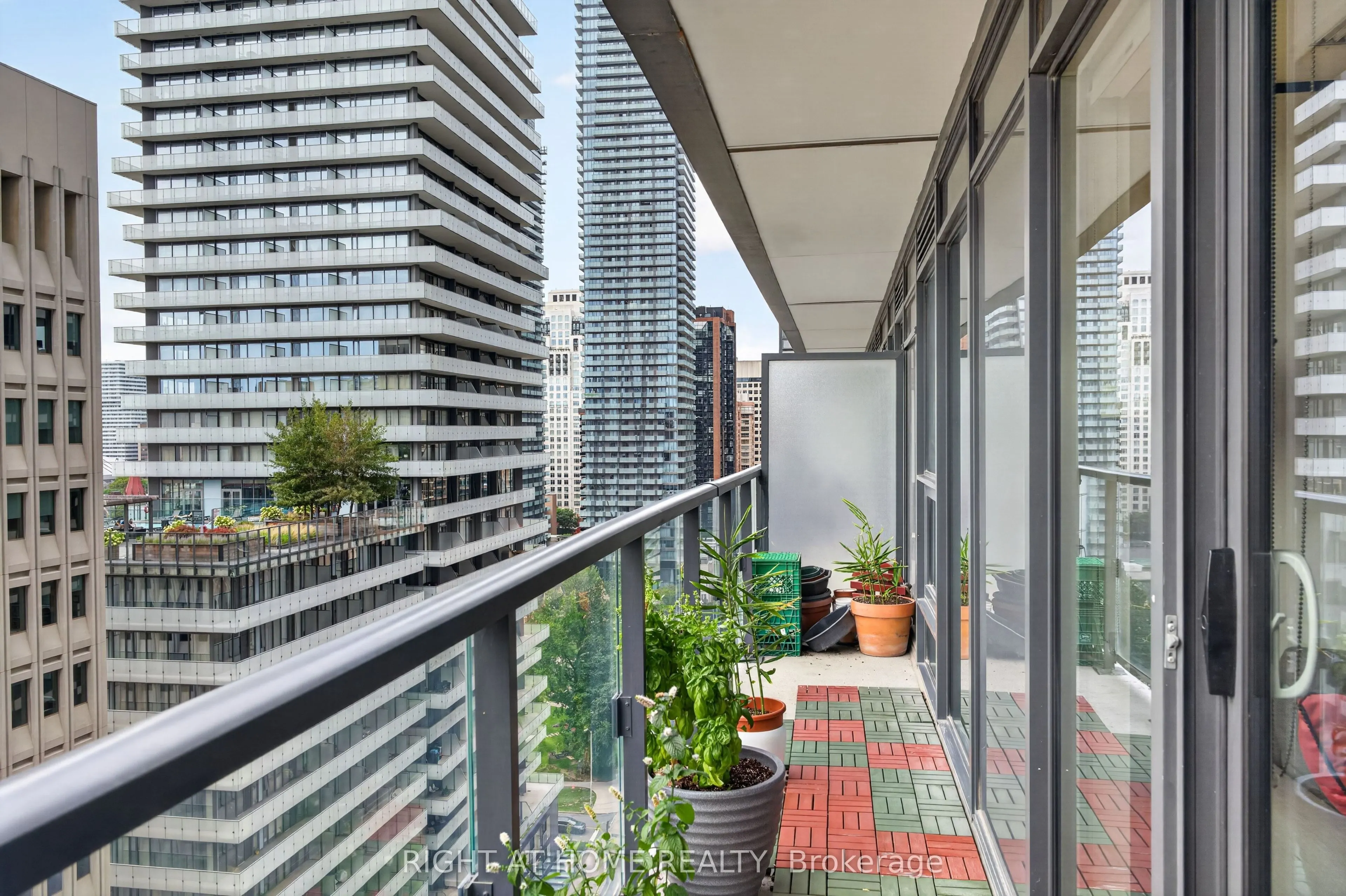 955 BAY Street #1809