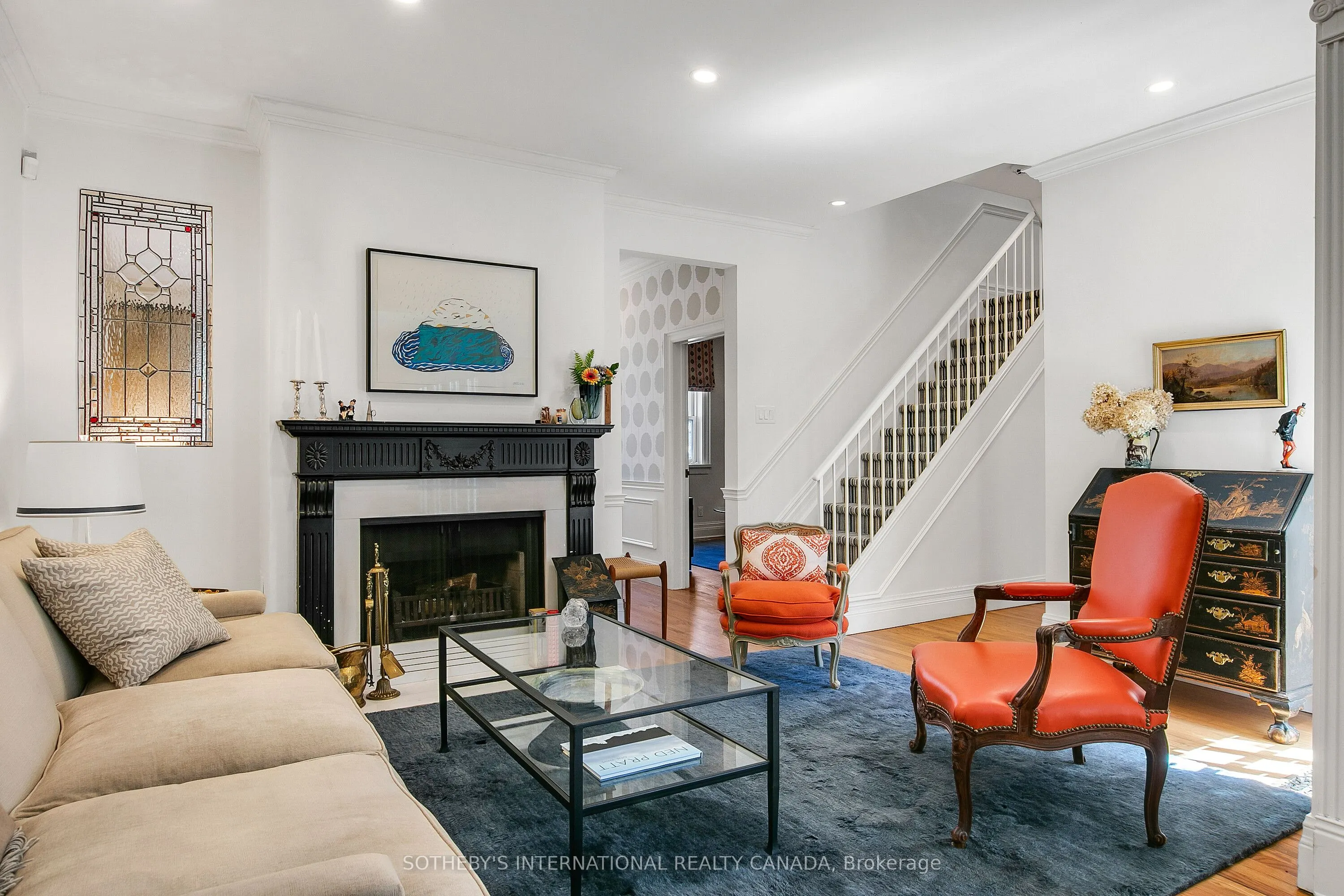 6 Bowman Street