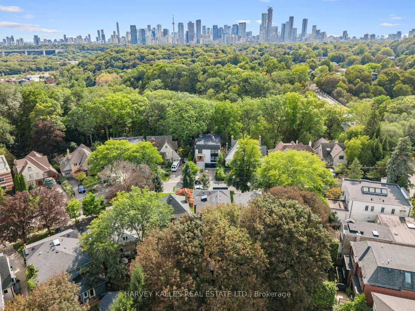 4 Douglas Crescent