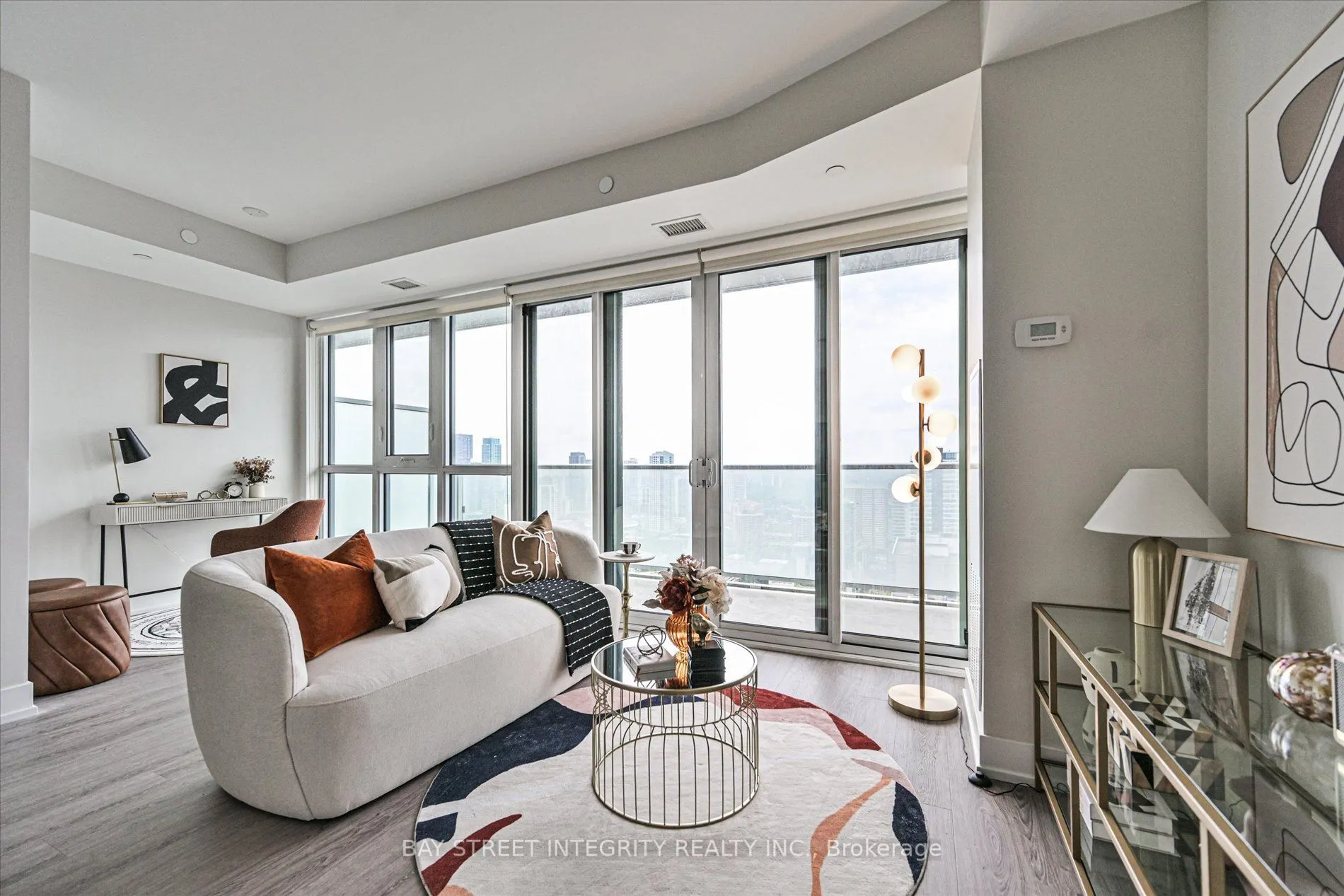 7 Grenville Street #3807