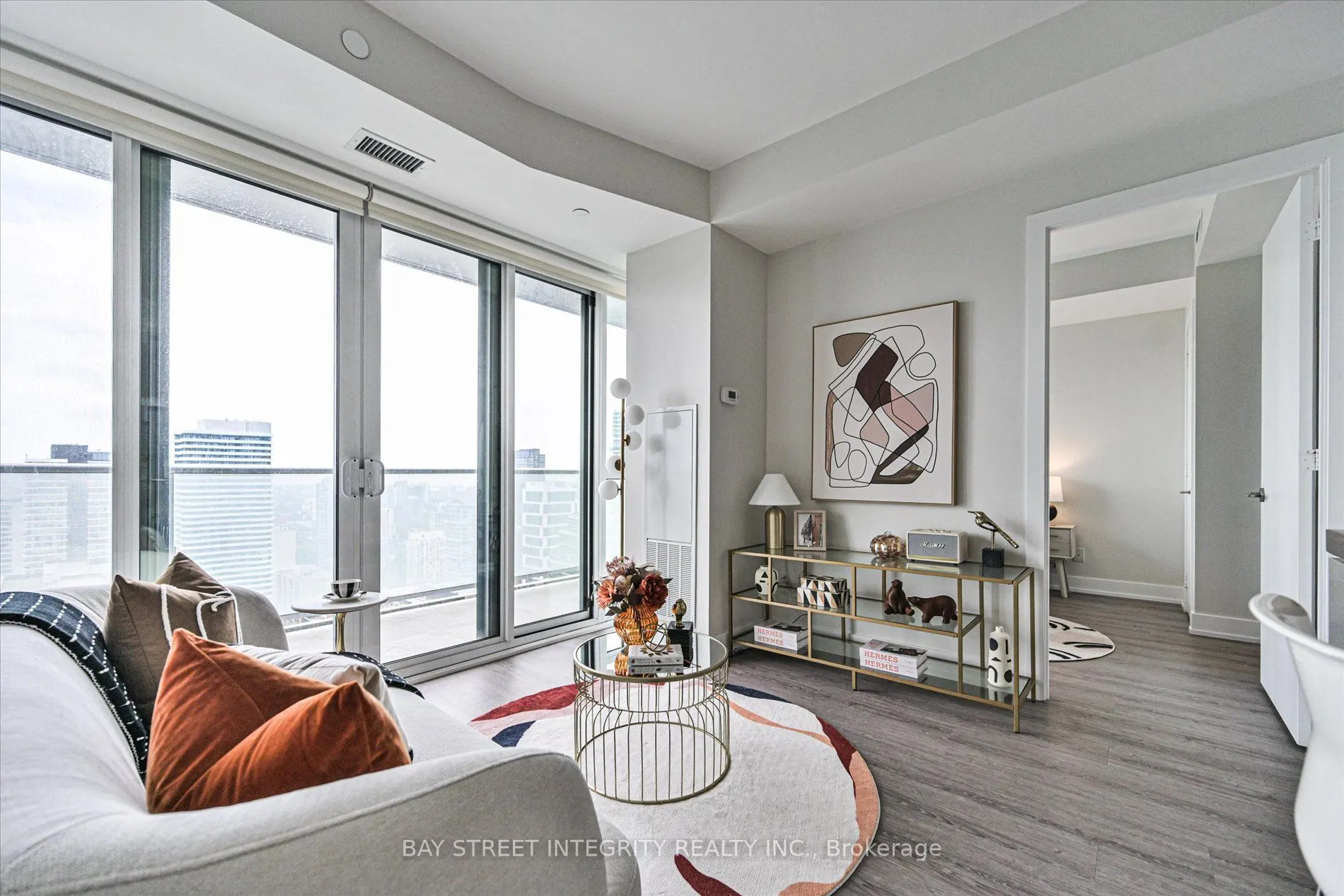 7 Grenville Street #3807