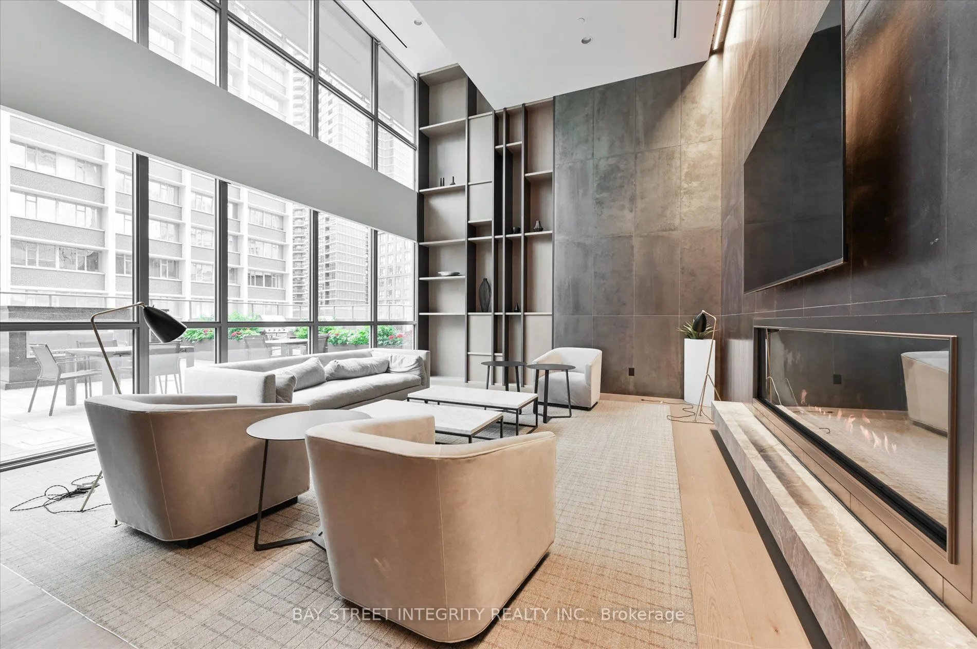 7 Grenville Street #3807