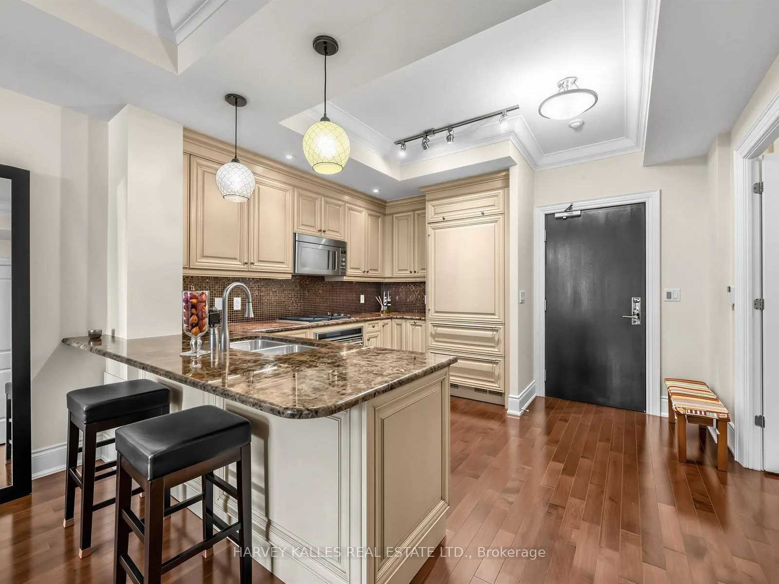 1717 Avenue Road #420
