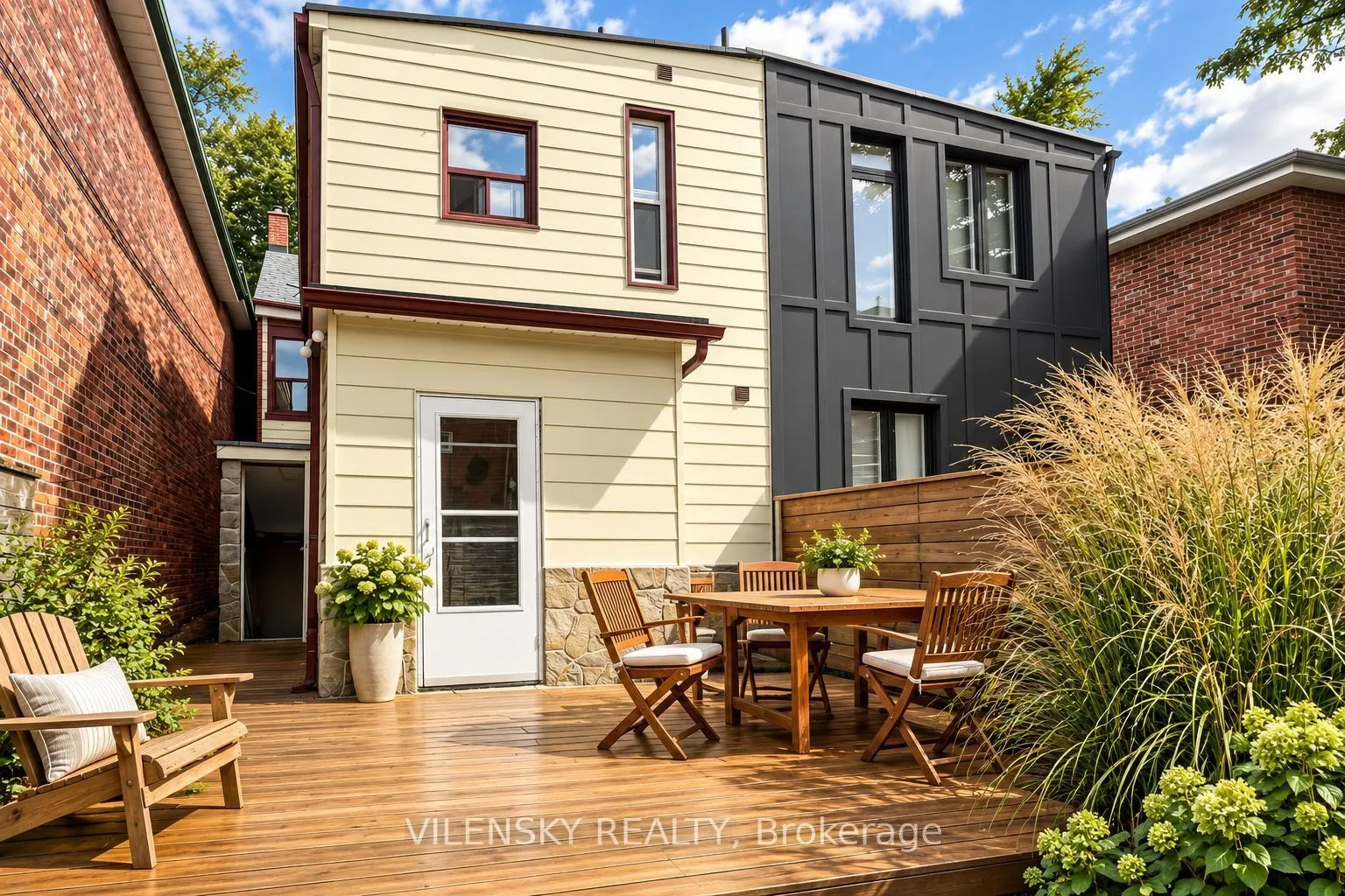 41 Lakeview Avenue