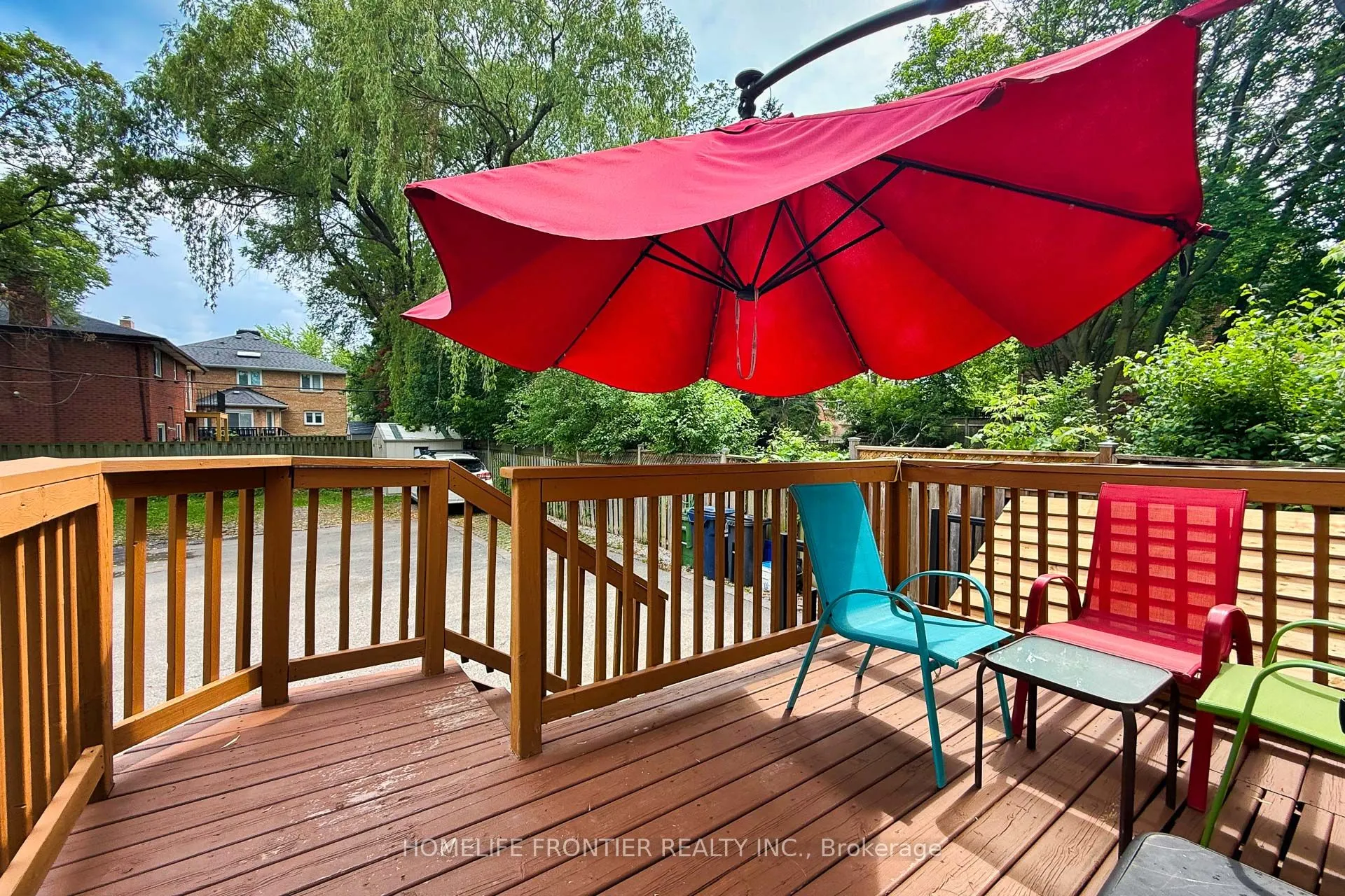 183 Finch Avenue E