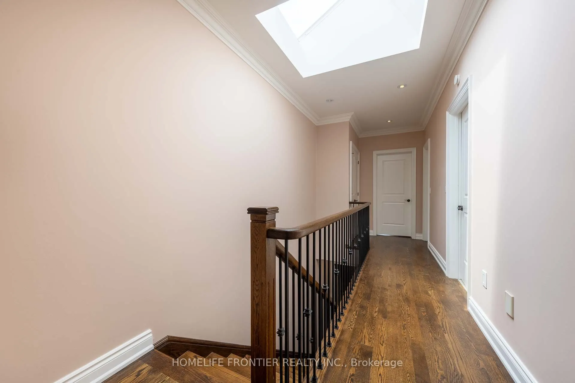 183 Finch Avenue E