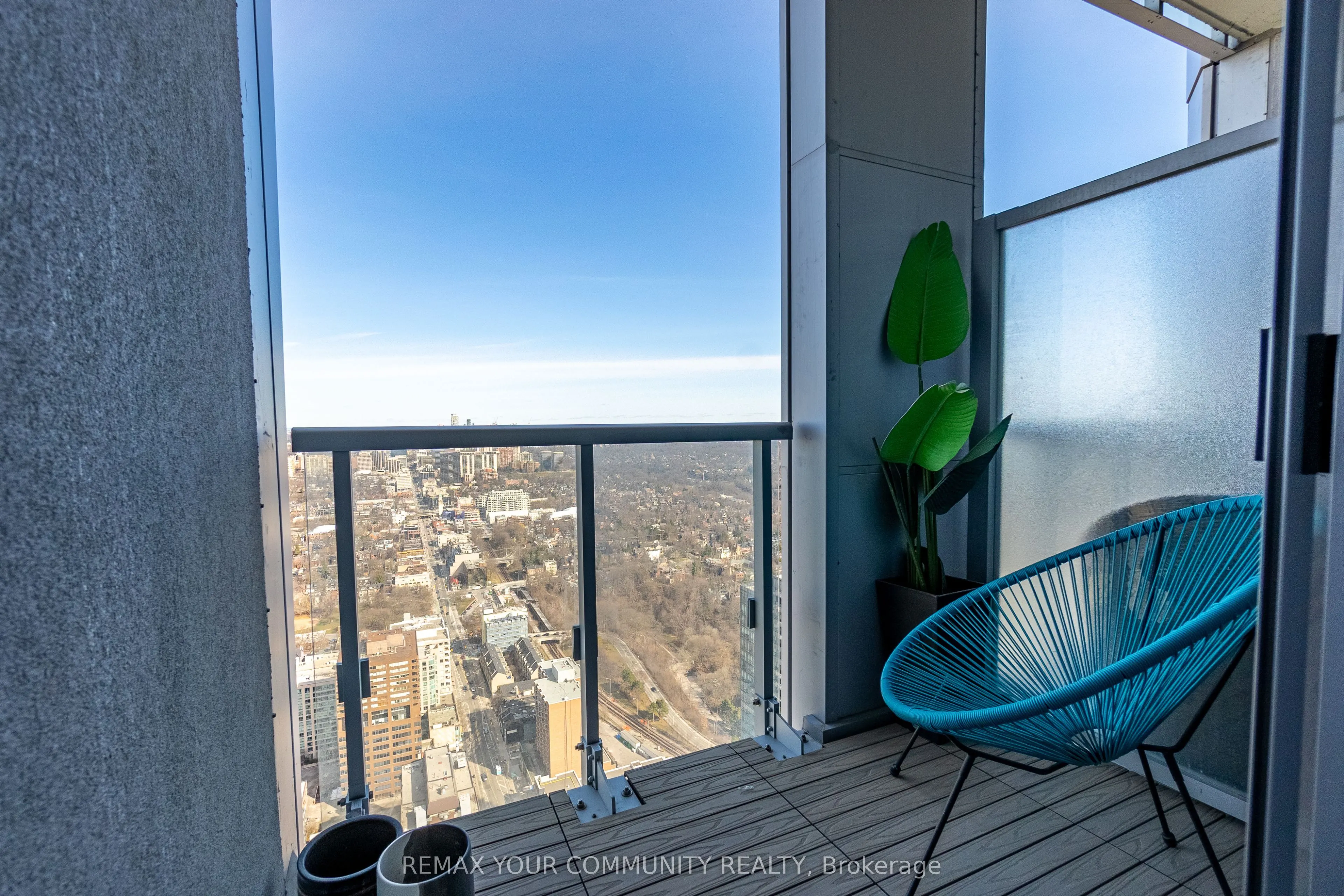 1 Yorkville Avenue #5405