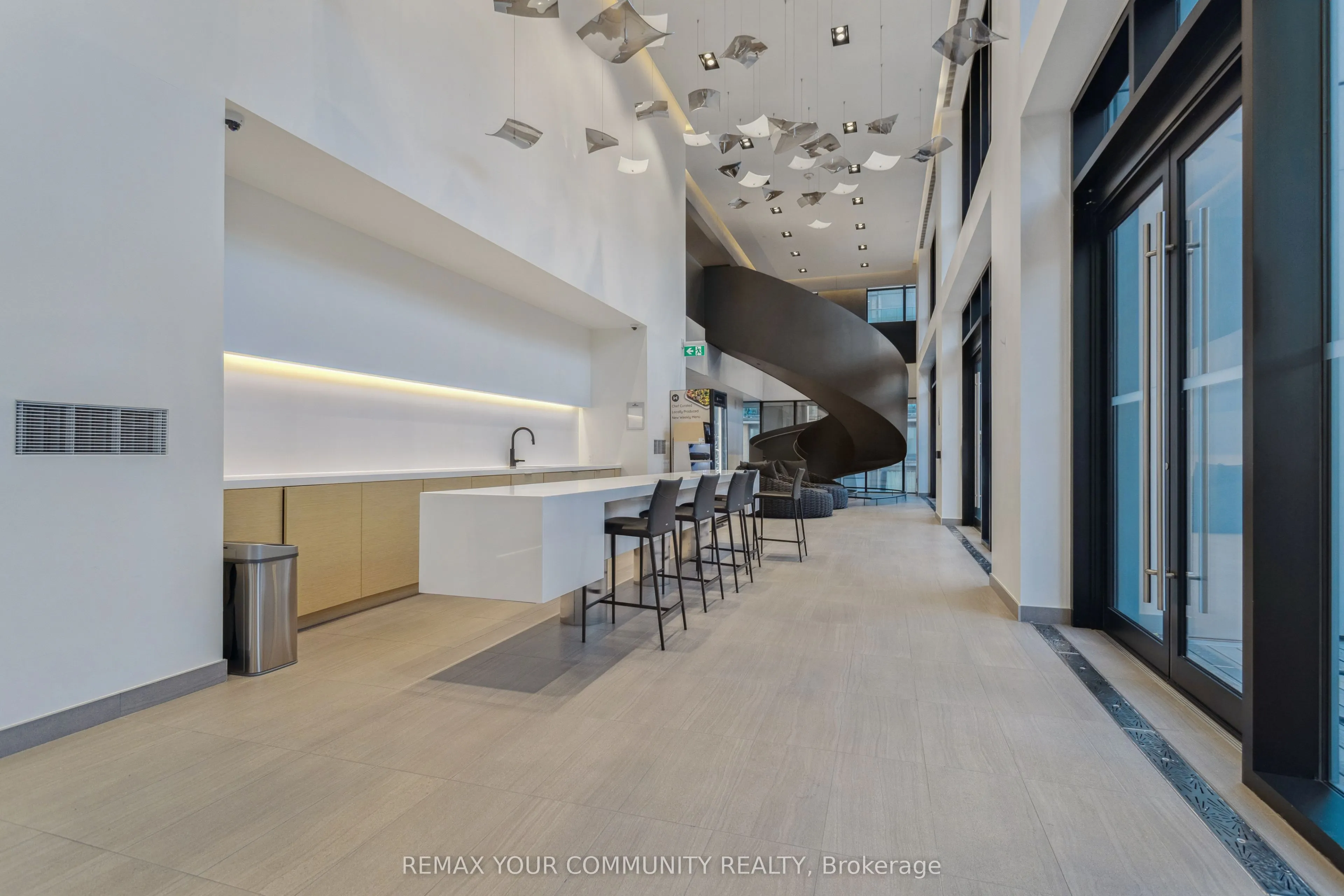 1 Yorkville Avenue #5405