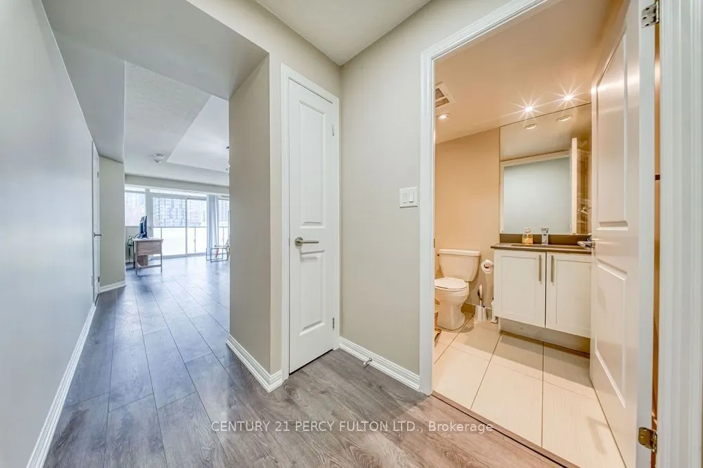 400 Adelaide Street E #1107
