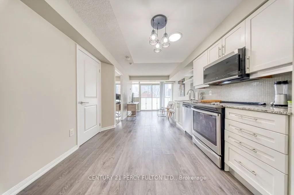 400 Adelaide Street E #1107