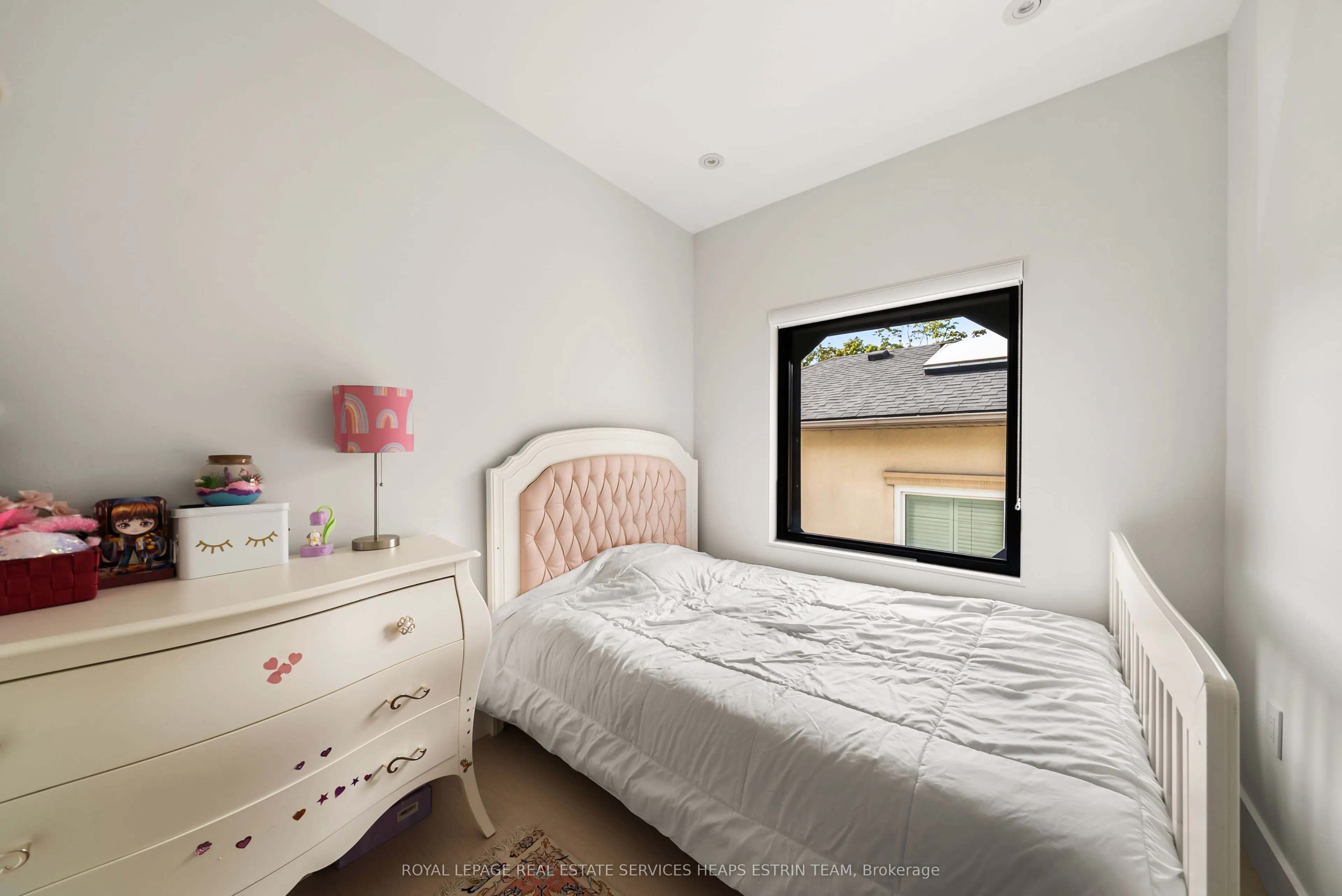 16B Kenrae Road