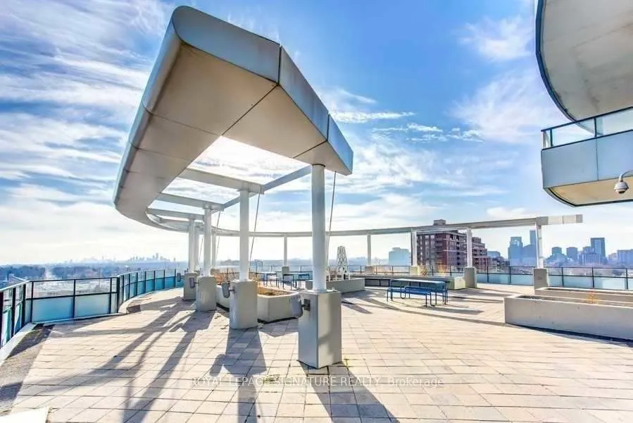 2885 Bayview Avenue #1217