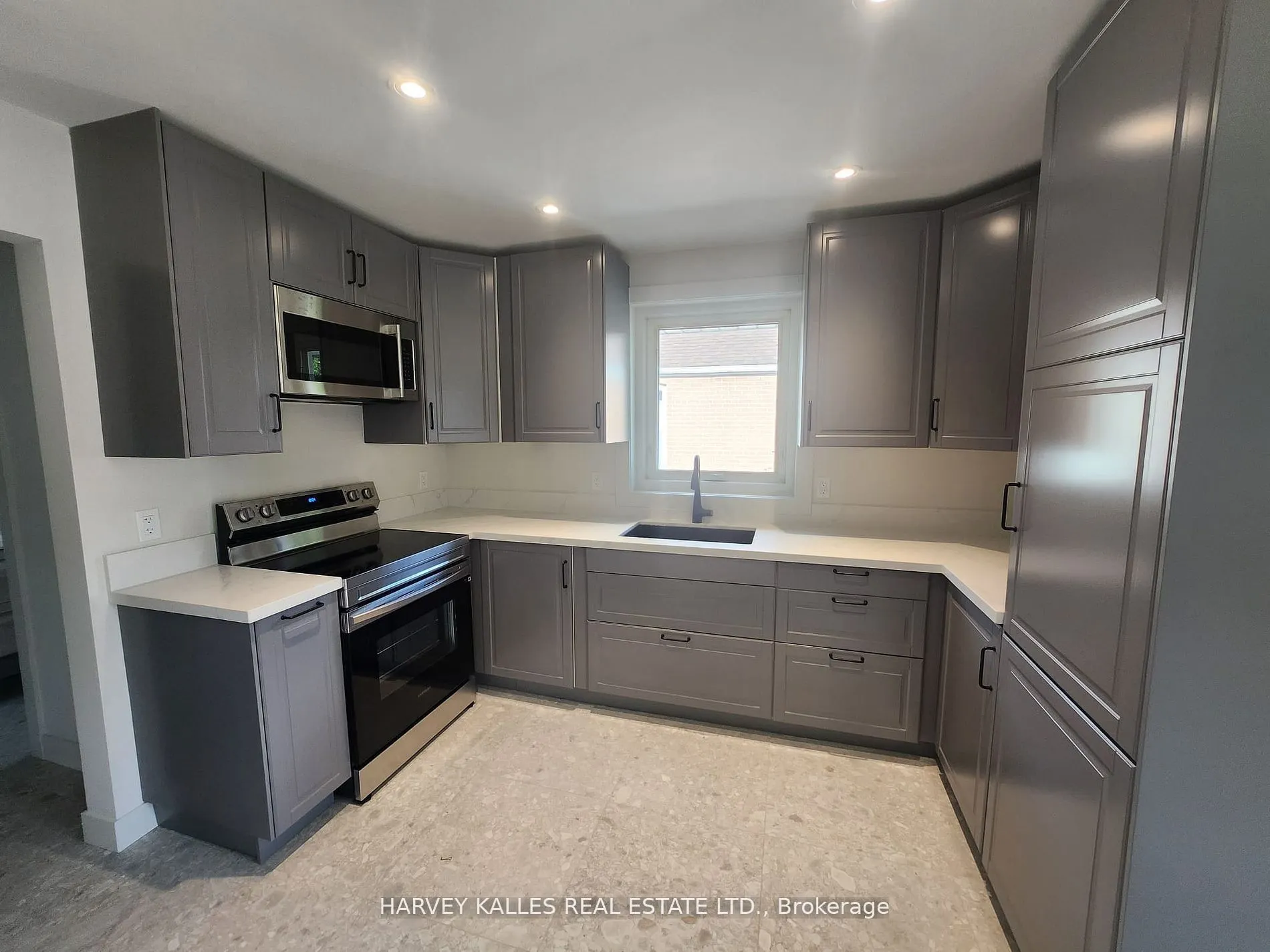 88 McAllister Road #Main