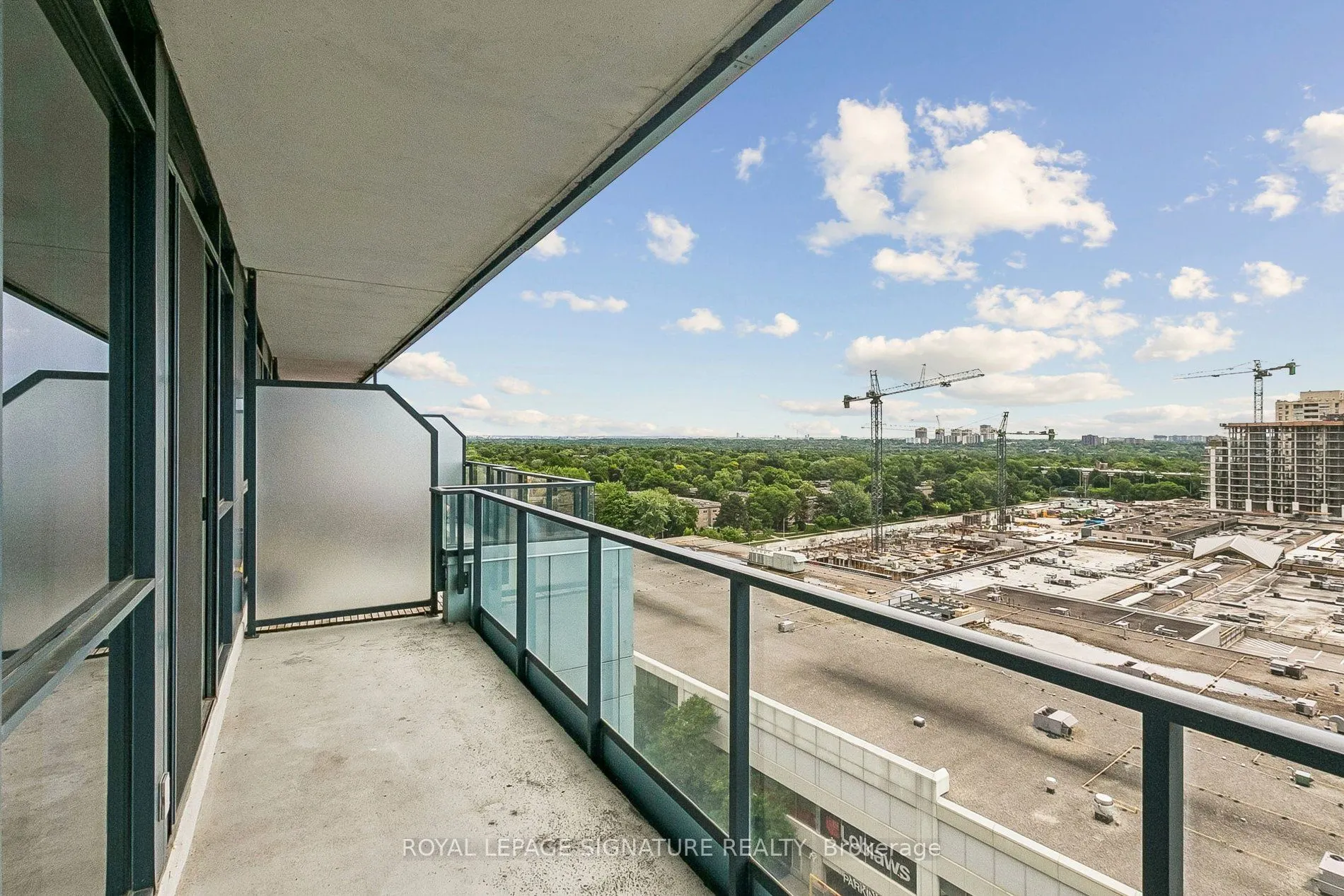 2885 Bayview Avenue #923