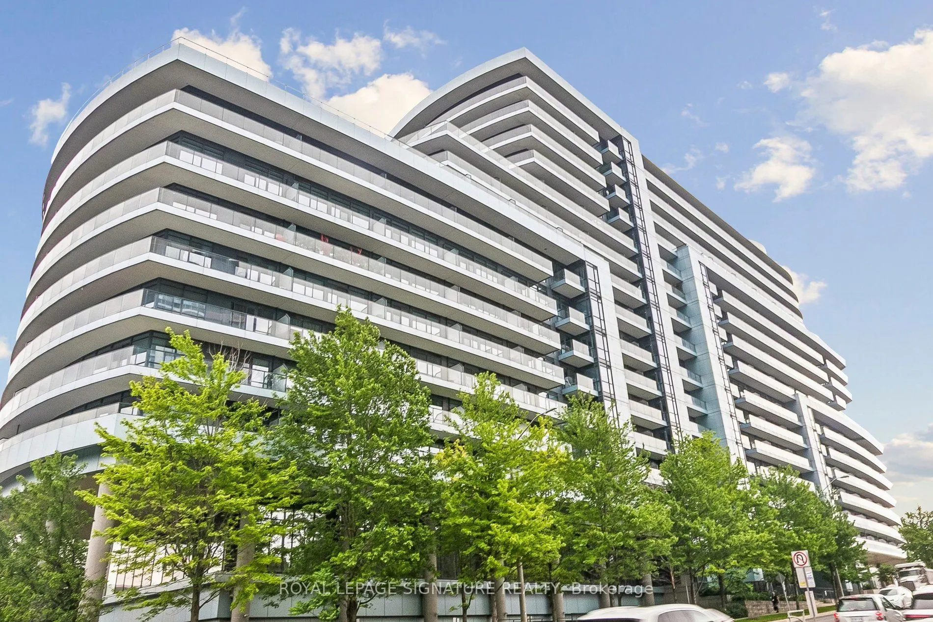 2885 Bayview Avenue #923