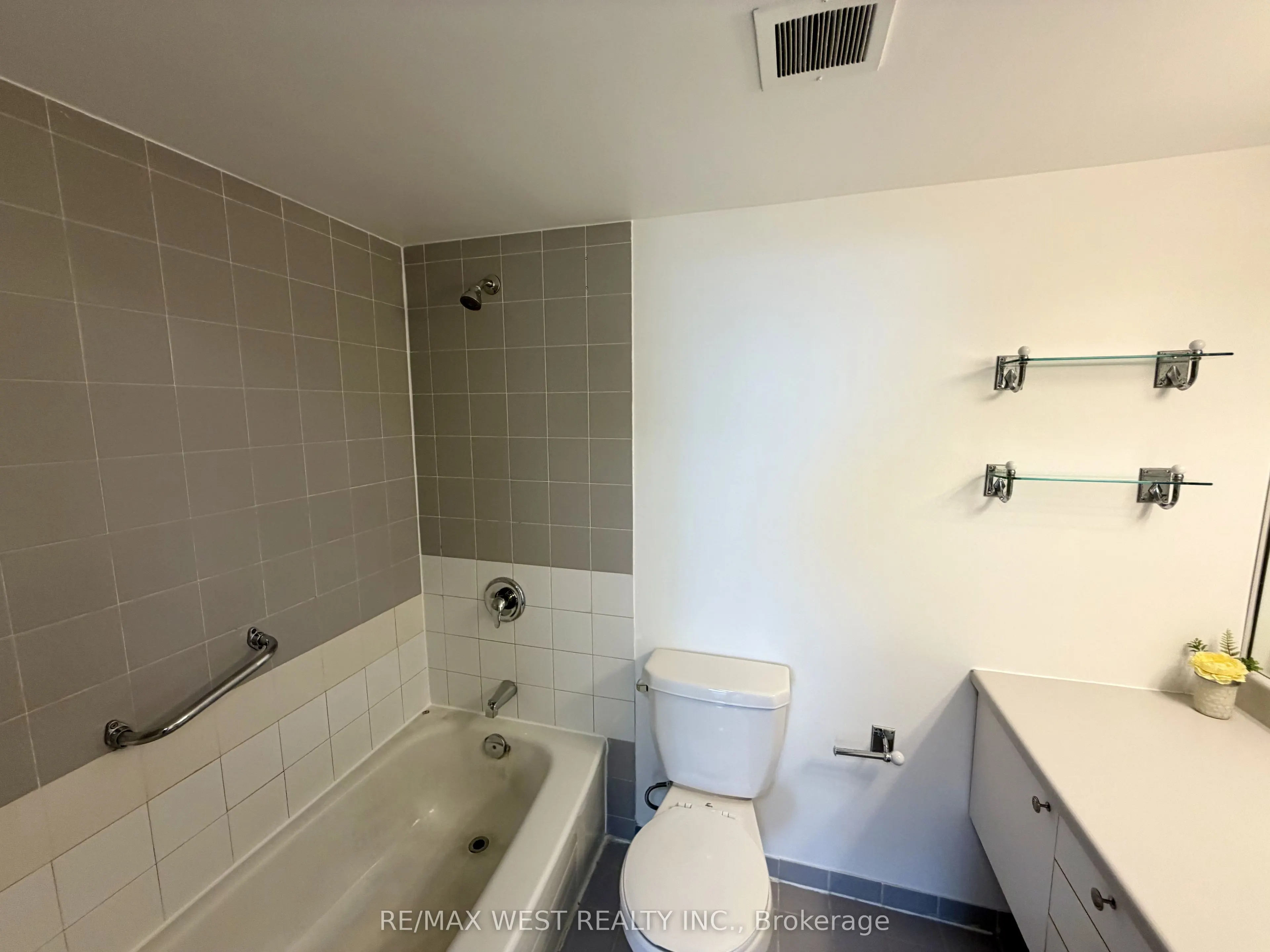 100 Upper Madison Avenue #2405