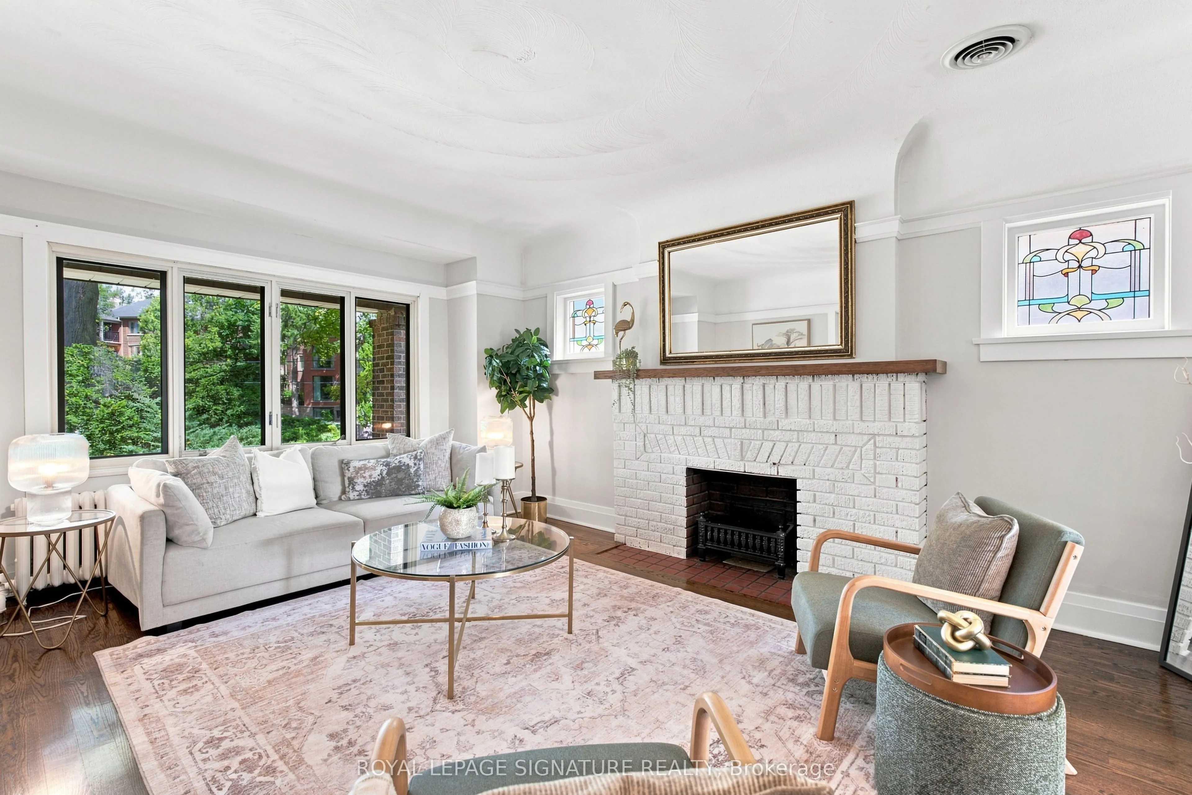 35 Regal Road