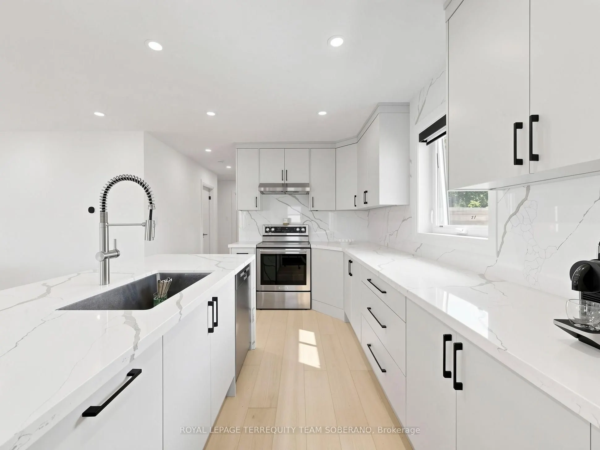 41 Bainbridge Avenue #Upper