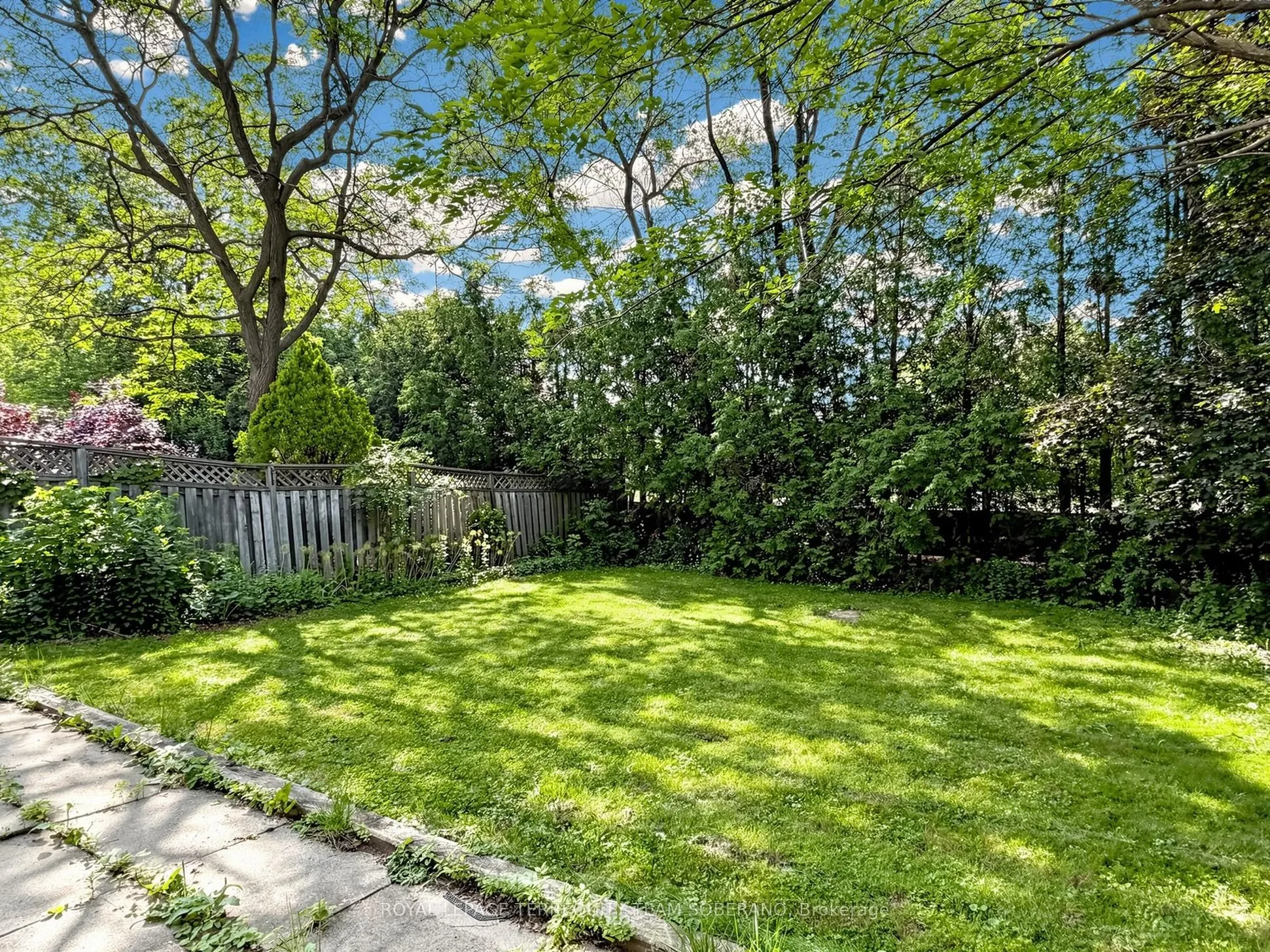 41 Bainbridge Avenue #Upper