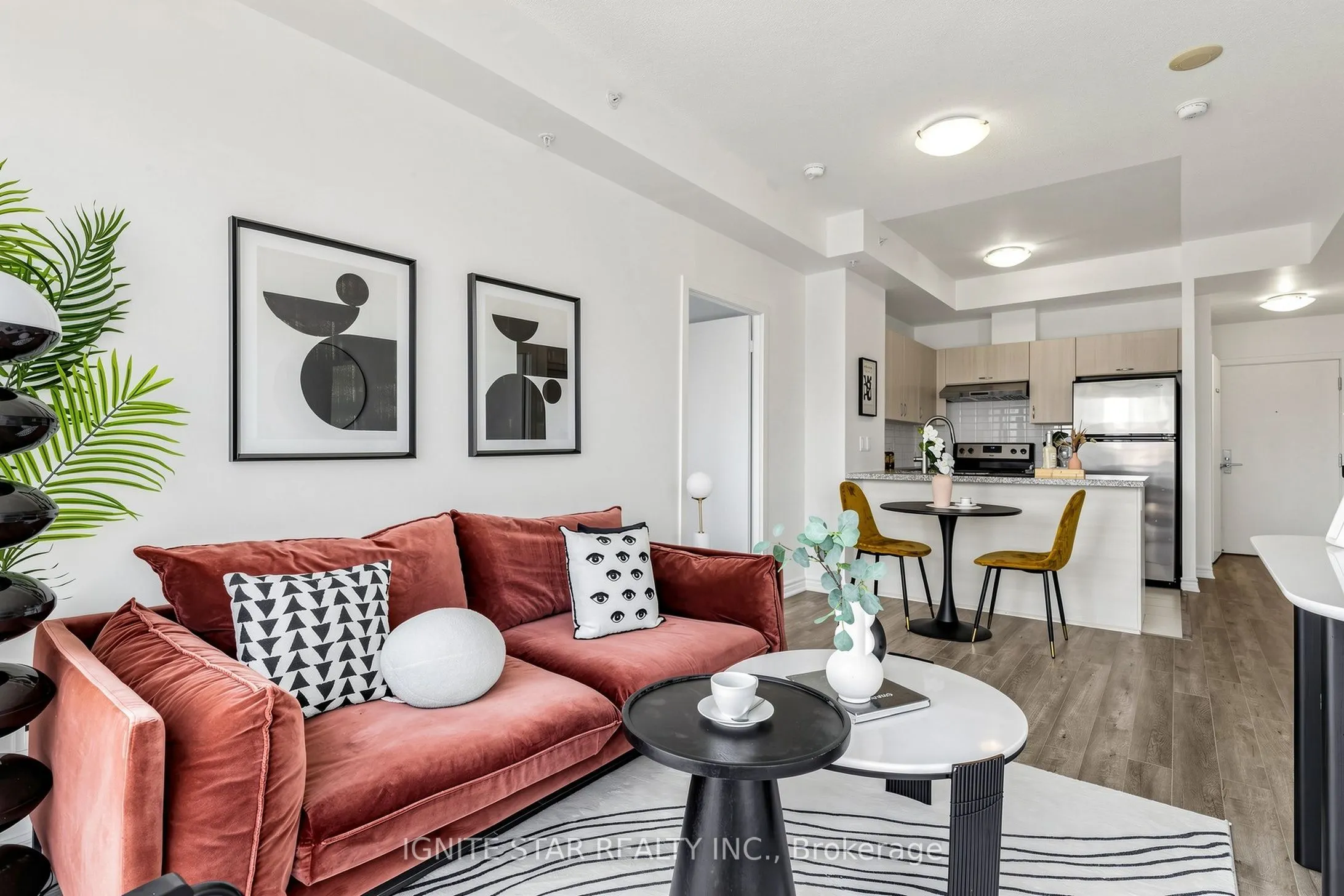 5740 Yonge Street #1201