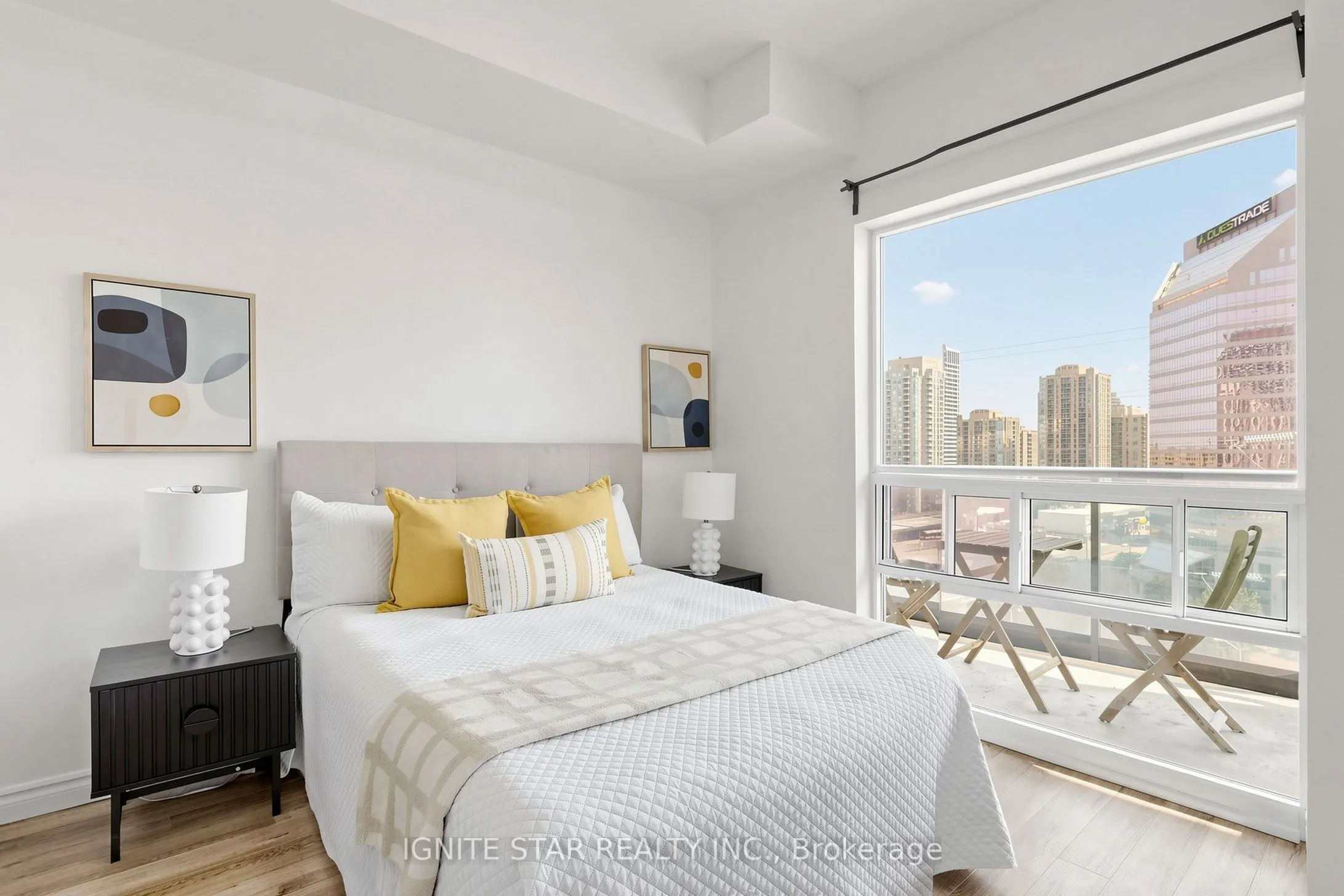 5740 Yonge Street #1201