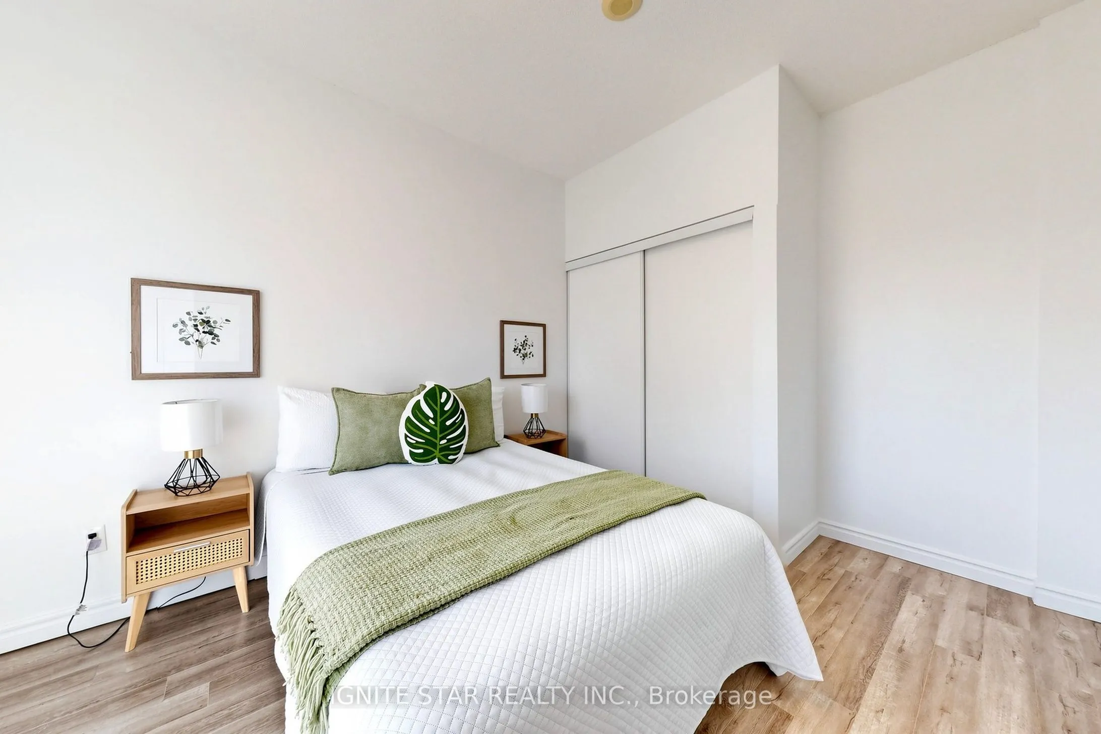 5740 Yonge Street #1201