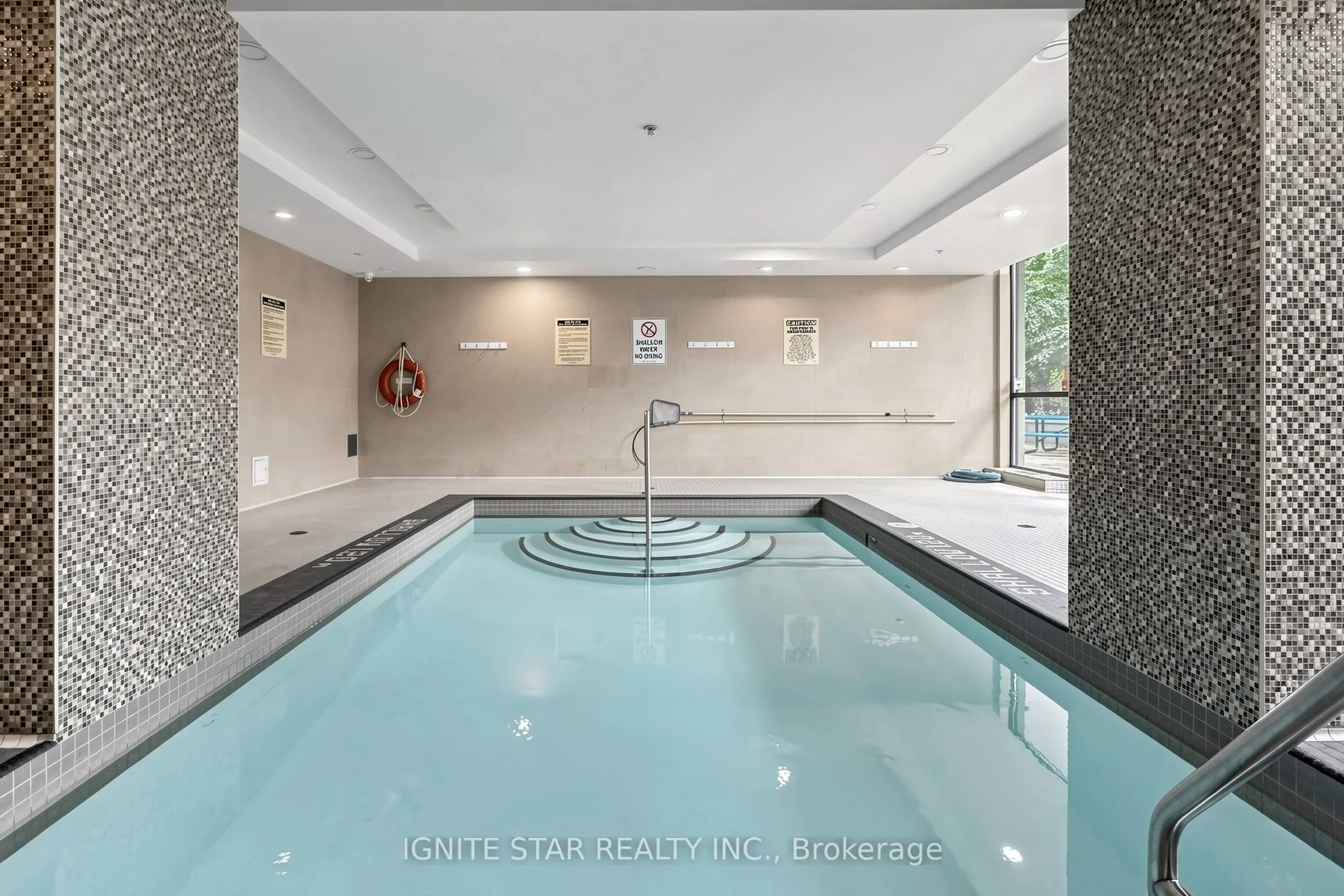 5740 Yonge Street #1201