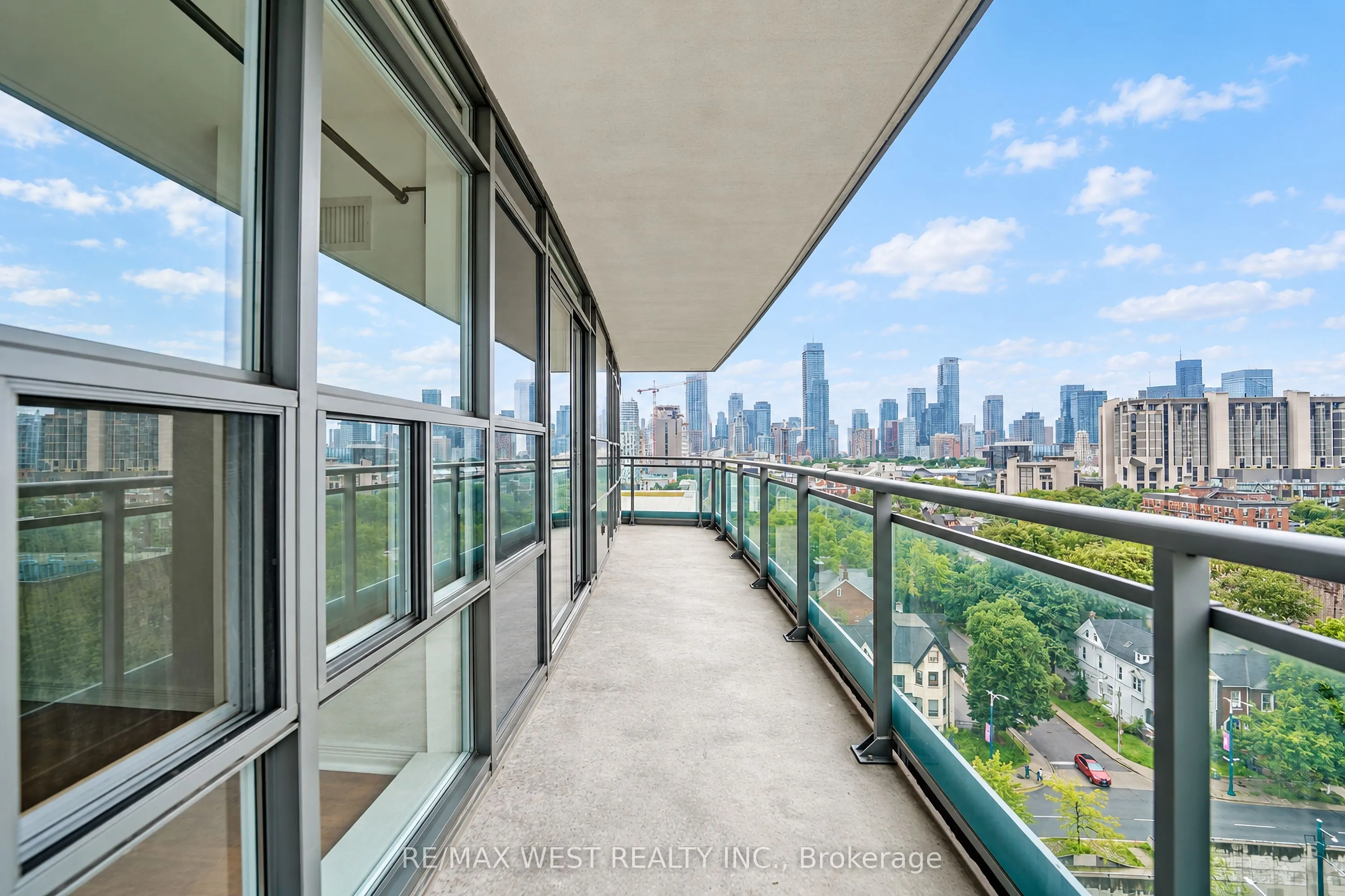 736 Spadina Avenue #1211