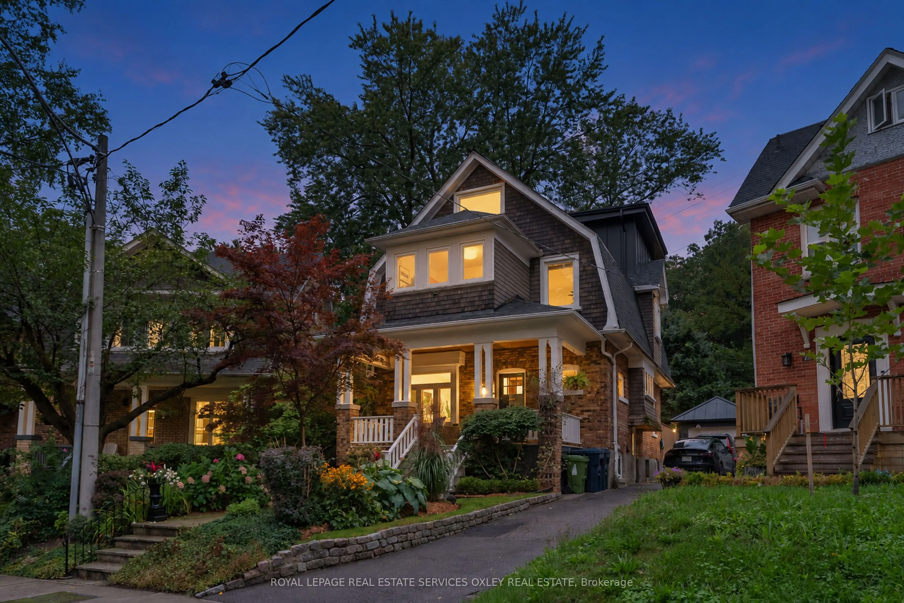 20 Edgewood Crescent