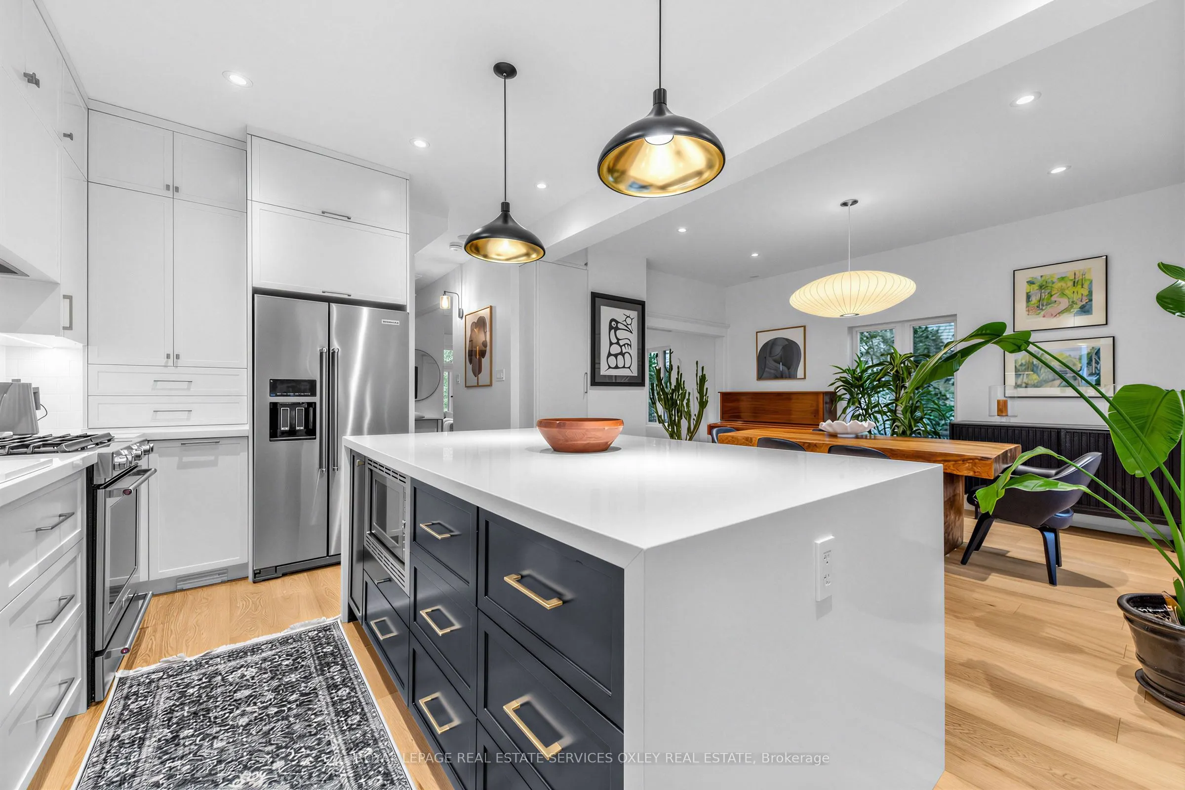 20 Edgewood Crescent