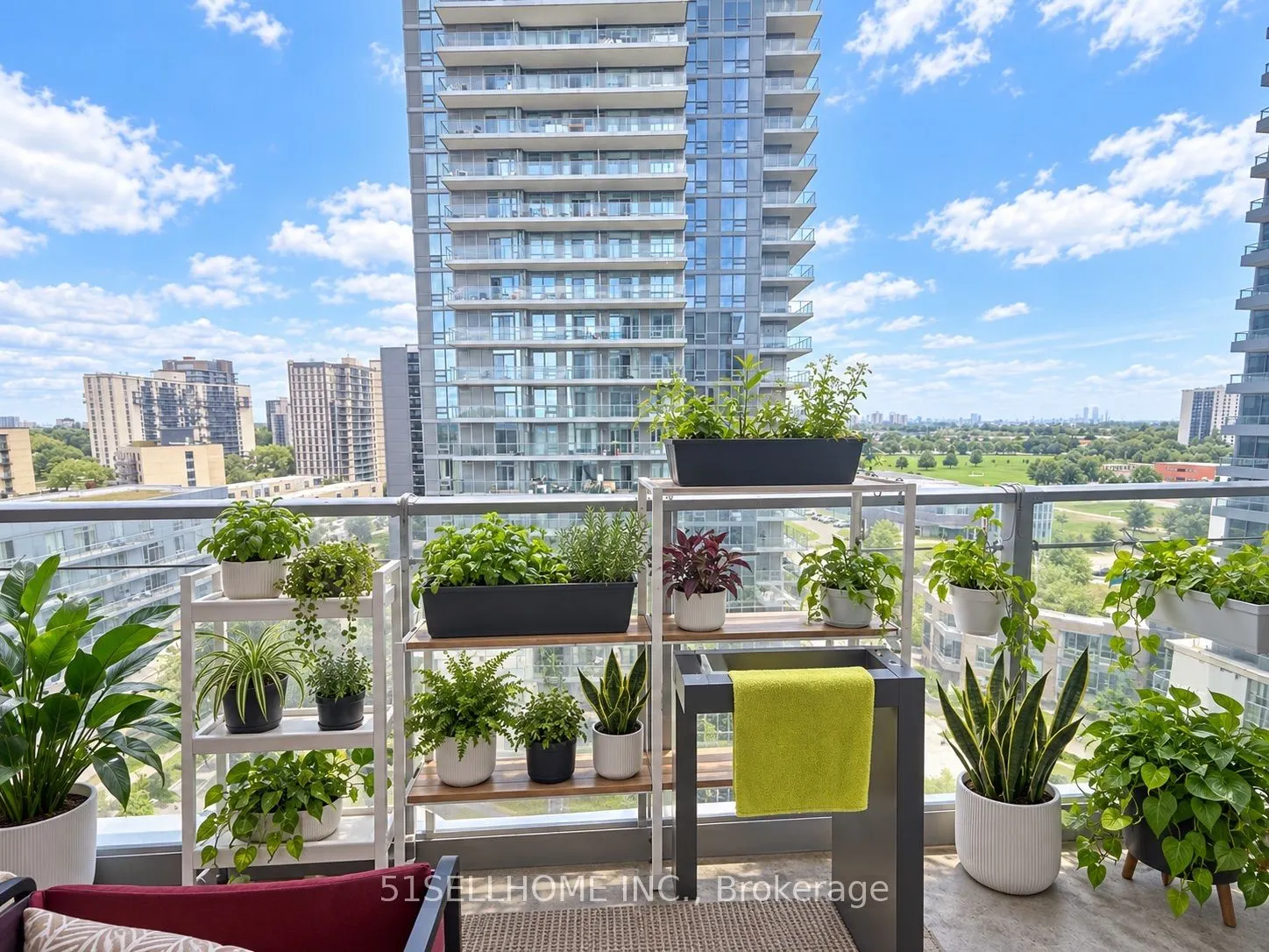 52 Forest Manor Road #1006